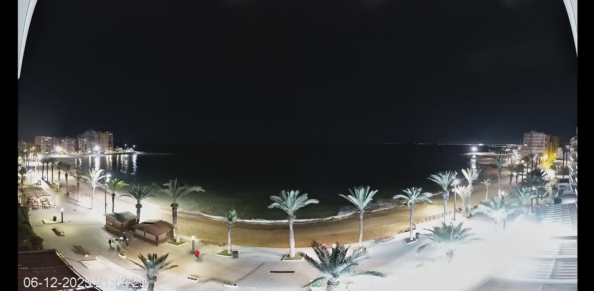 Torrevieja Cura Beach Live Cam - Alicante, Valencia, Spain