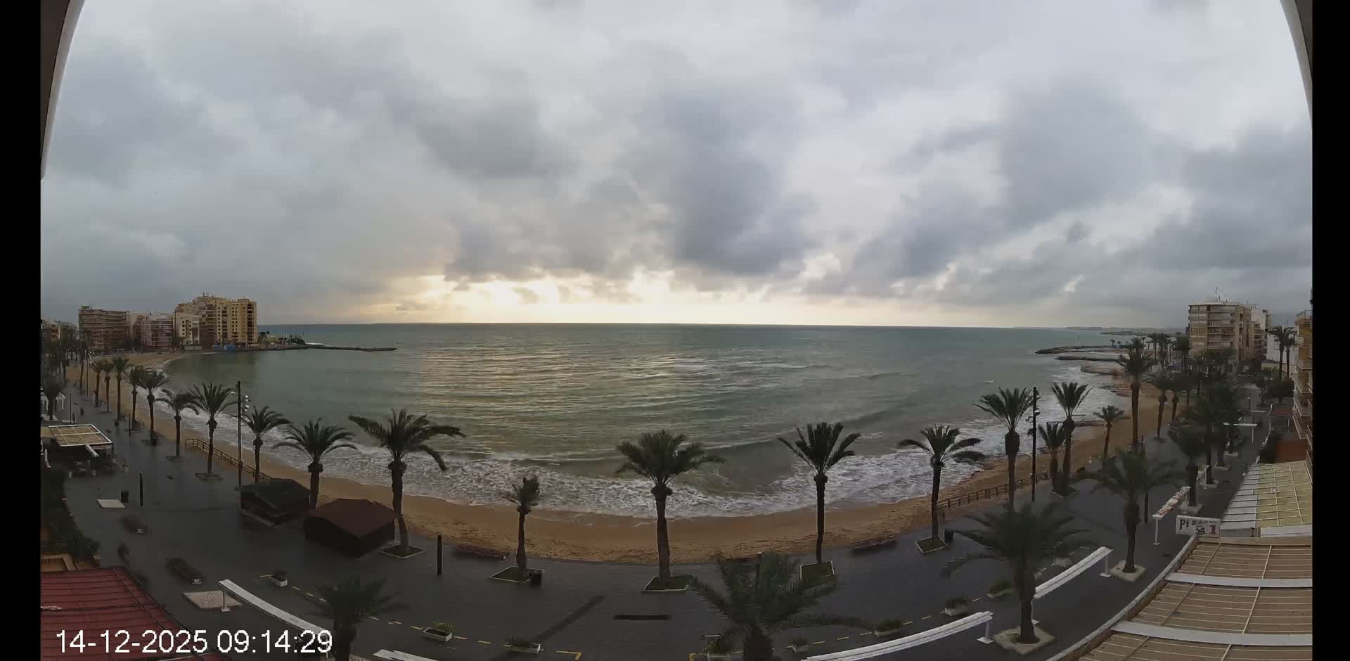 Torrevieja Cura Beach Live Cam - Alicante, Valencia, Spain
