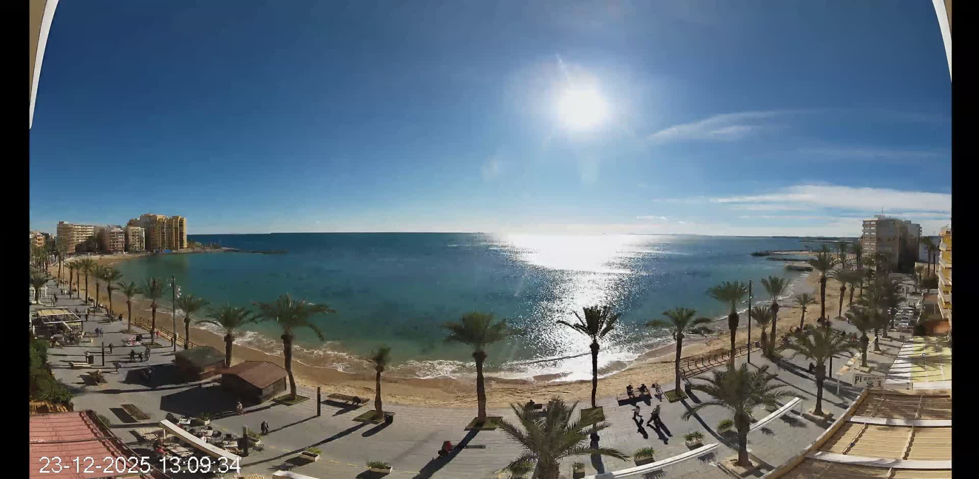 Torrevieja Cura Beach Live Cam - Alicante, Valencia, Spain