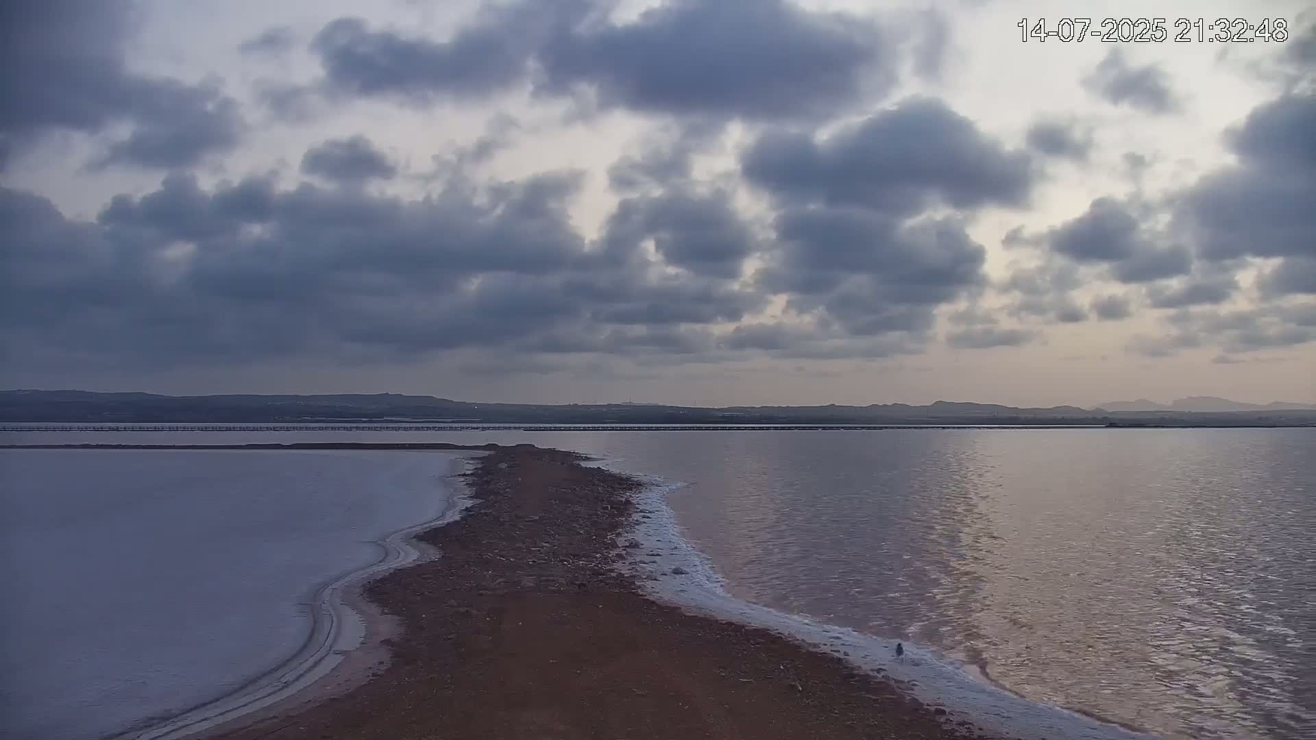 Torrevieja Rosa Lake (Lago Rosa) Live Cam - Torrevieja, Alicante, Valencia, Spain