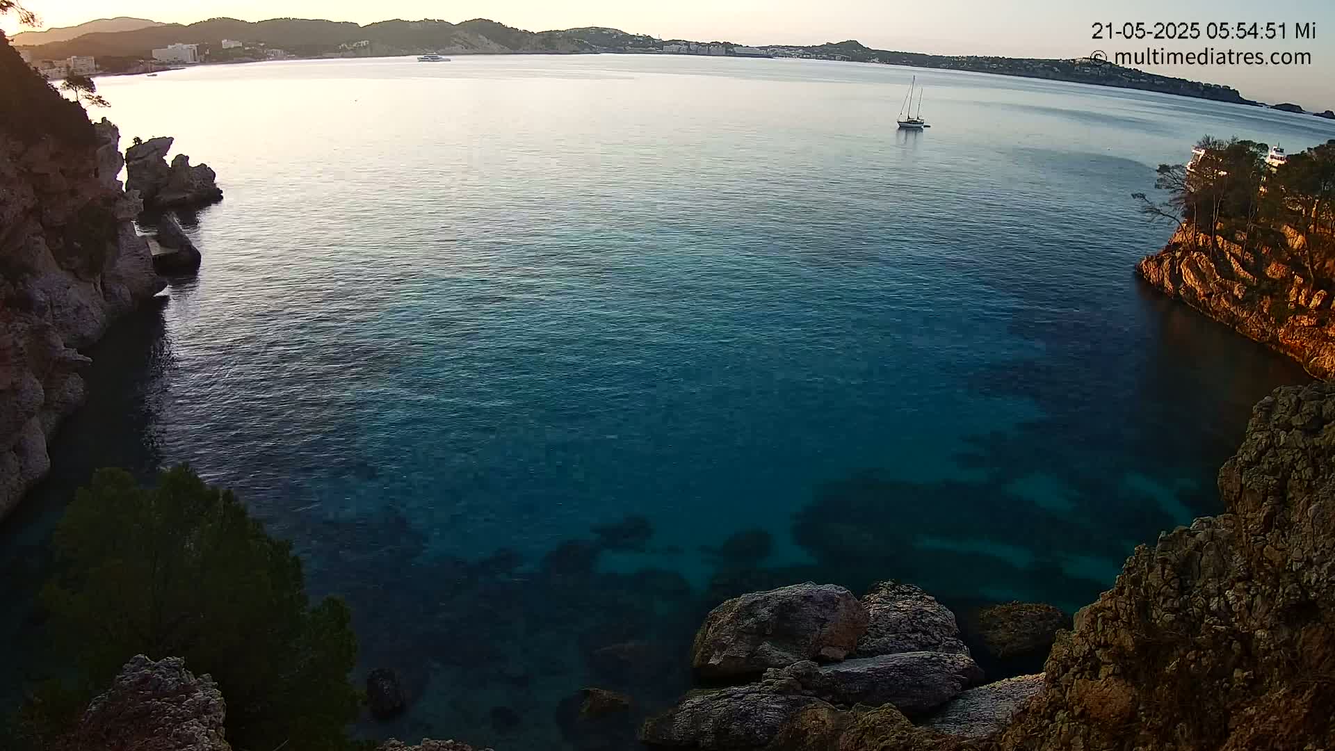 Mallorca Cala Fornells Bay  Live Cam - Balearic Islands, Spain
