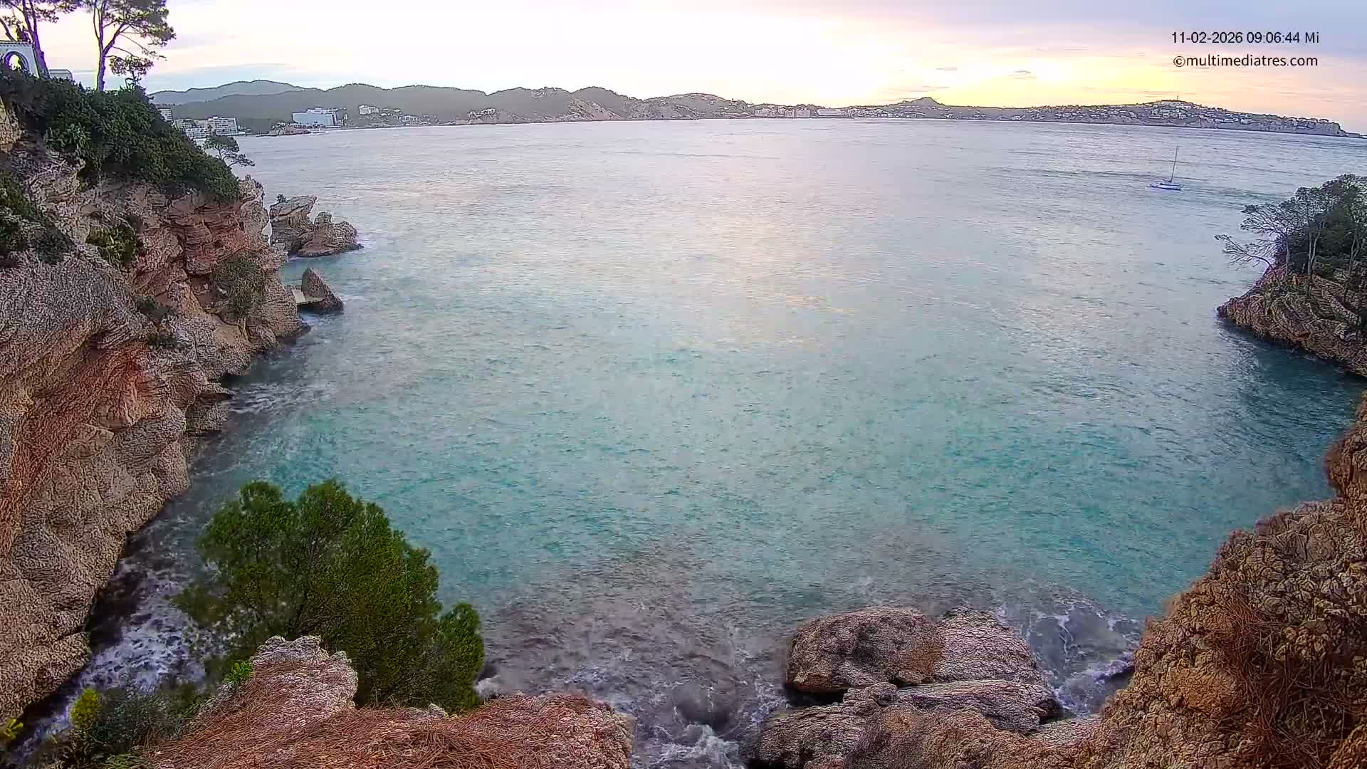 Mallorca Cala Fornells Bay  Live Cam - Balearic Islands, Spain