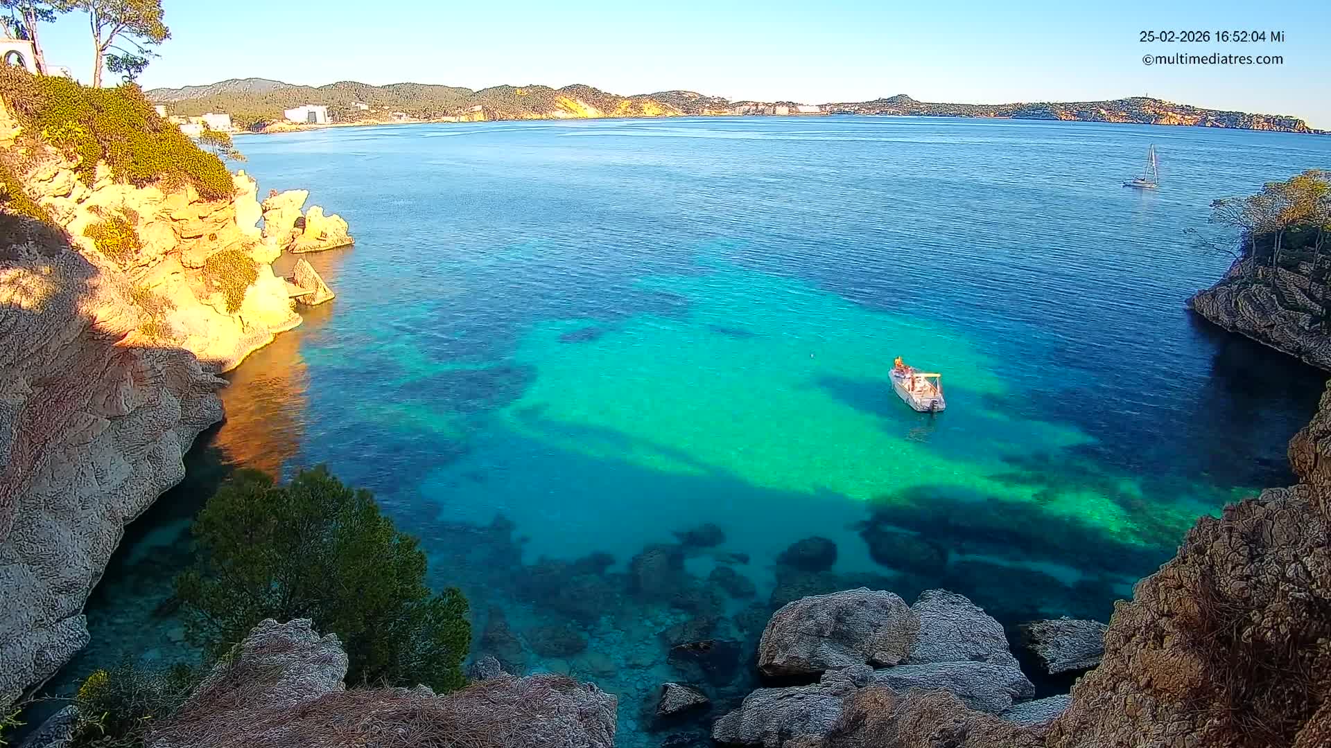 Mallorca Cala Fornells Bay  Live Cam - Balearic Islands, Spain