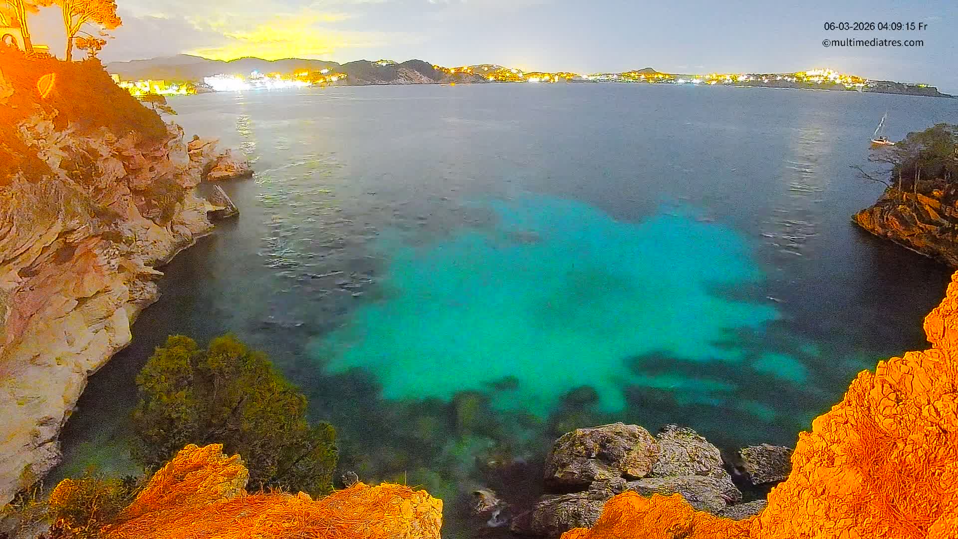 Mallorca Cala Fornells Bay  Live Cam - Balearic Islands, Spain
