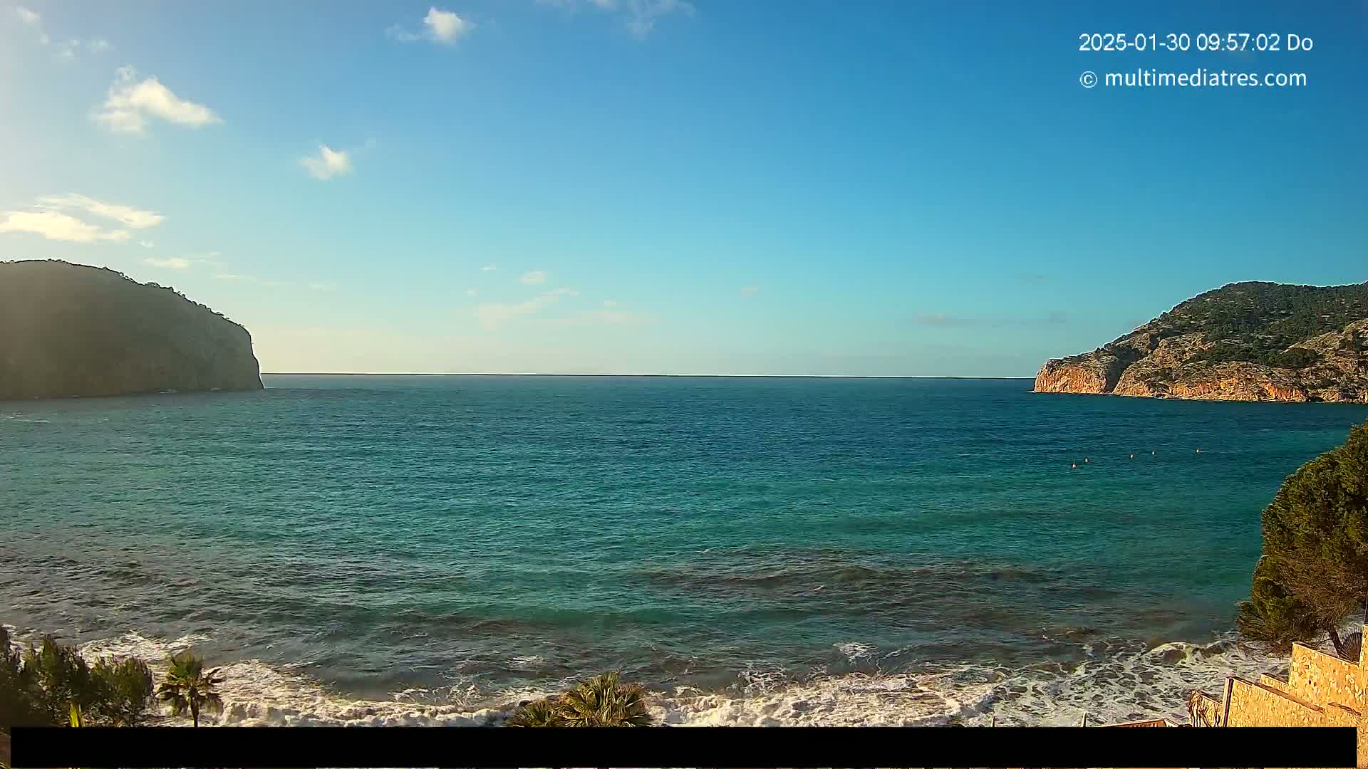 Mallorca Camp de Mar Roca Beach Live Cam - Balearic Islands, Spain