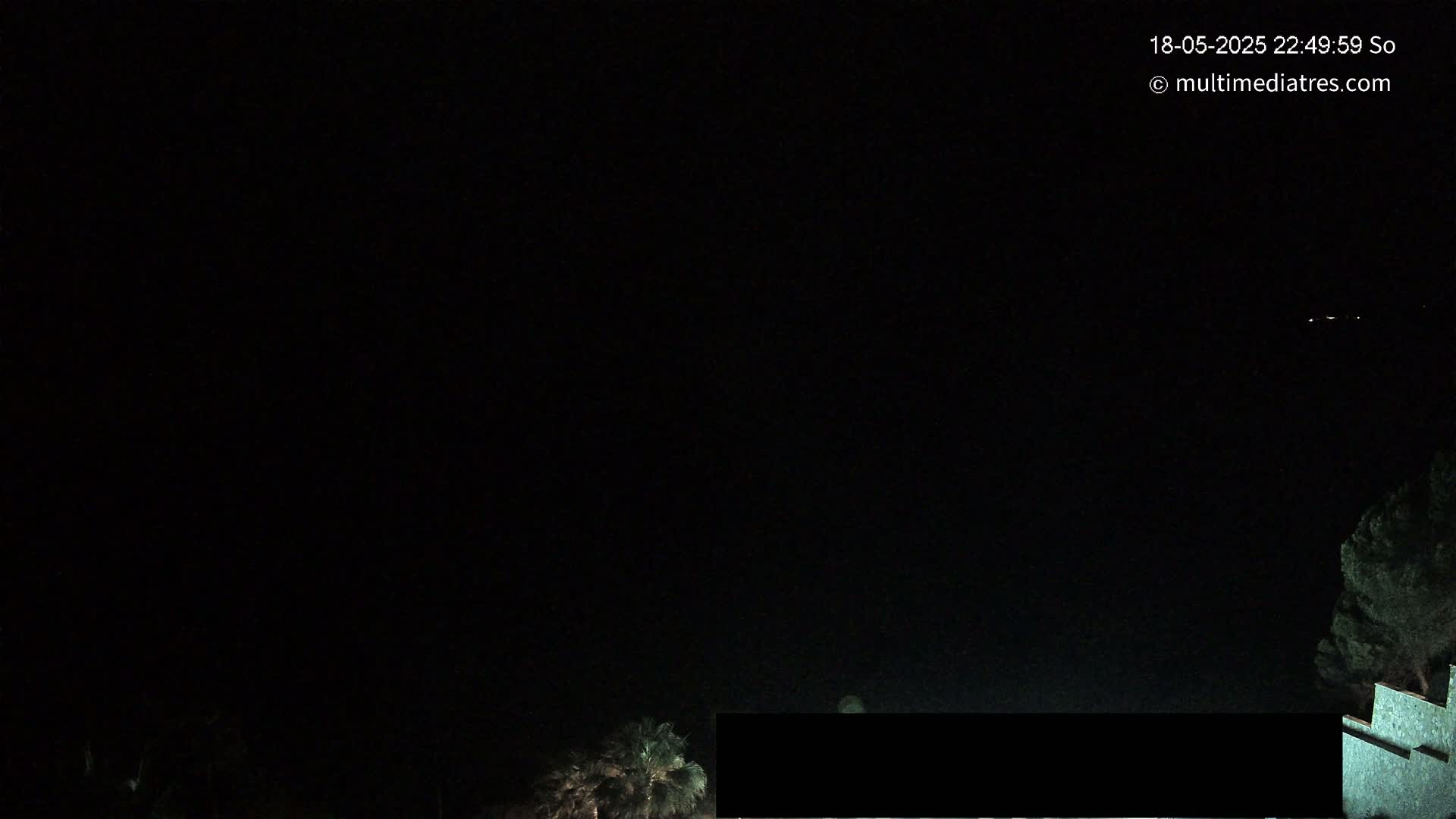 Mallorca Camp de Mar Roca Beach Live Cam - Balearic Islands, Spain