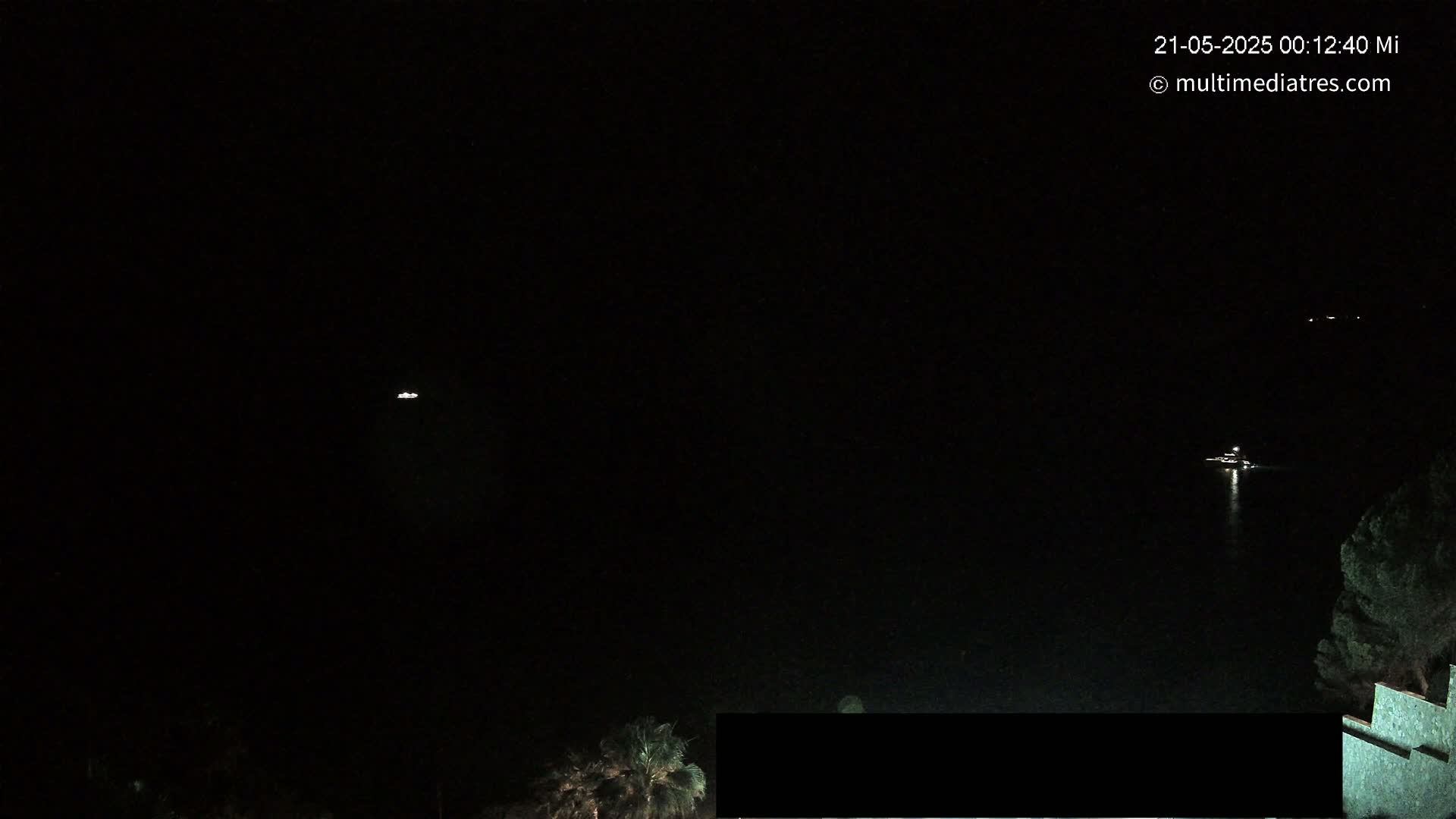 Mallorca Camp de Mar Roca Beach Live Cam - Balearic Islands, Spain