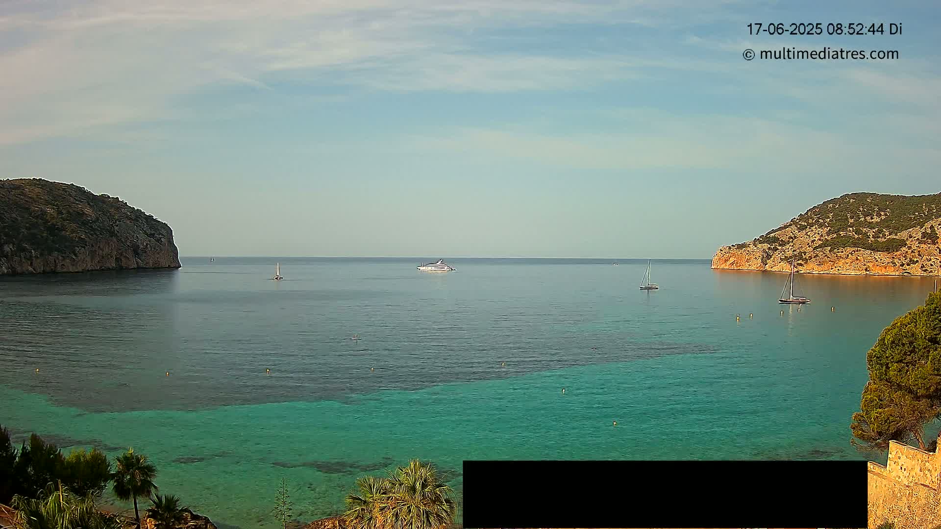 Mallorca Camp de Mar Roca Beach Live Cam - Balearic Islands, Spain