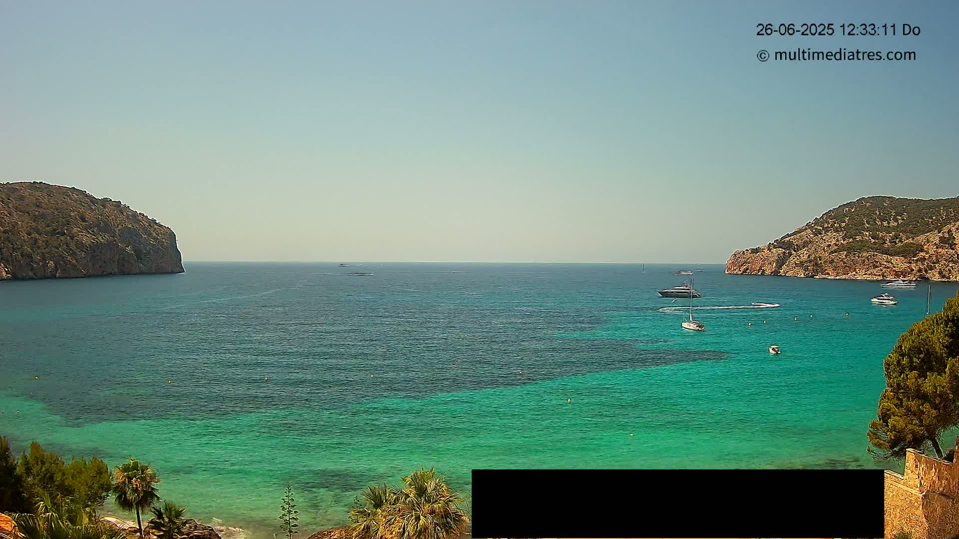 Mallorca Camp de Mar Roca Beach Live Cam - Balearic Islands, Spain