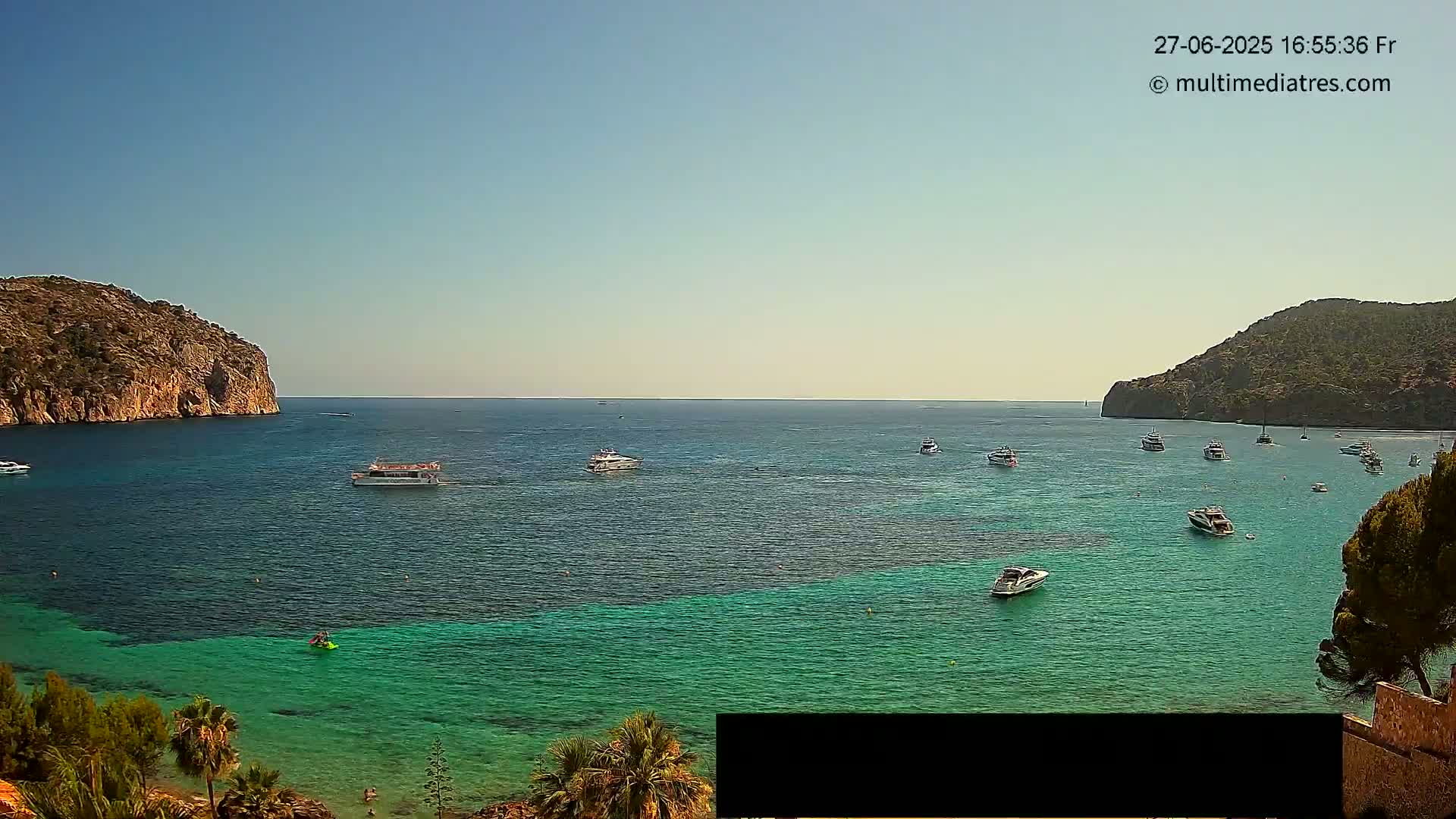 Mallorca Camp de Mar Roca Beach Live Cam - Balearic Islands, Spain