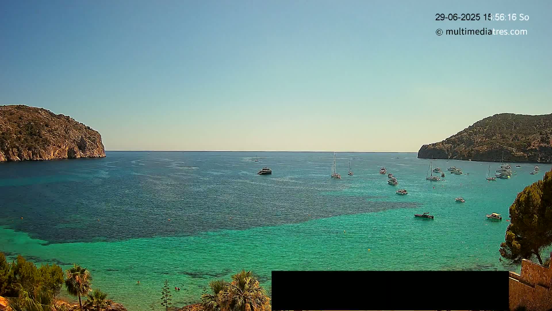 Mallorca Camp de Mar Roca Beach Live Cam - Balearic Islands, Spain