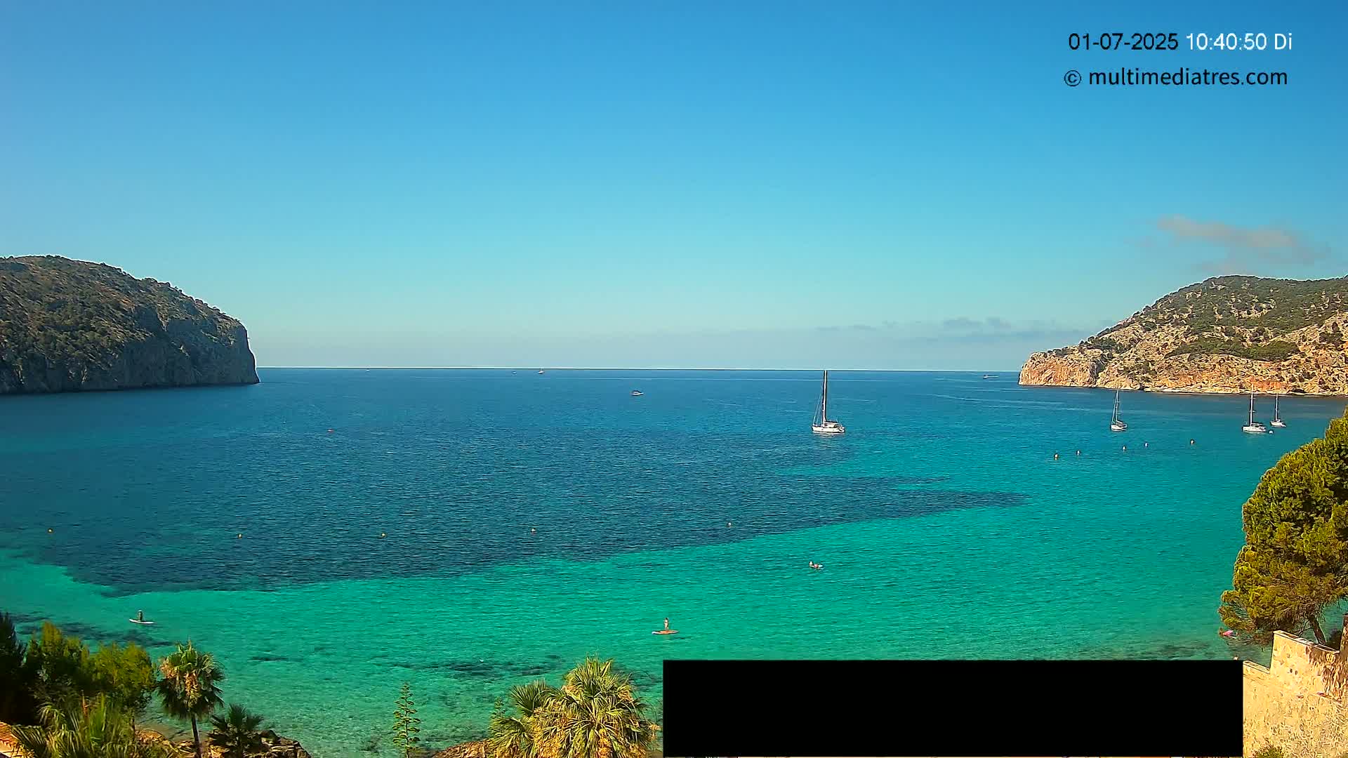 Mallorca Camp de Mar Roca Beach Live Cam - Balearic Islands, Spain