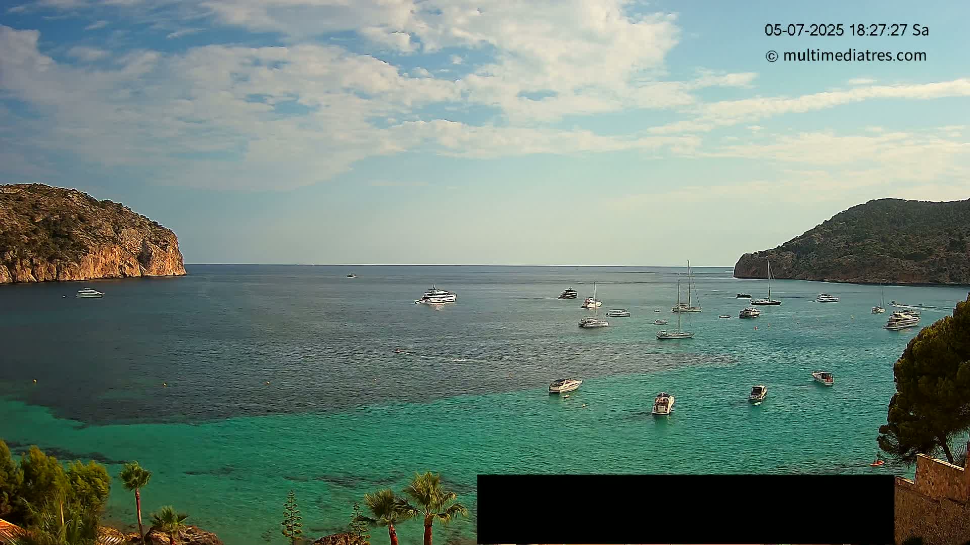 Mallorca Camp de Mar Roca Beach Live Cam - Balearic Islands, Spain