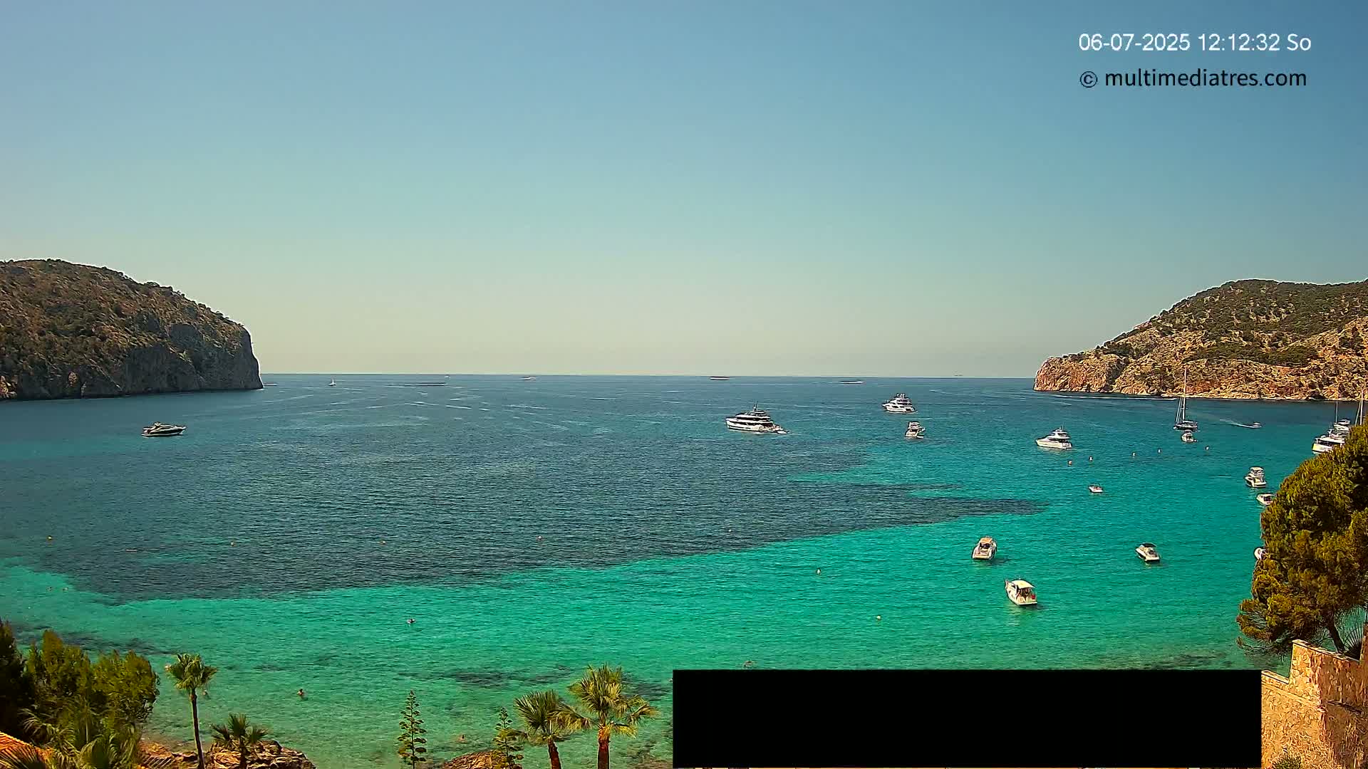 Mallorca Camp de Mar Roca Beach Live Cam - Balearic Islands, Spain