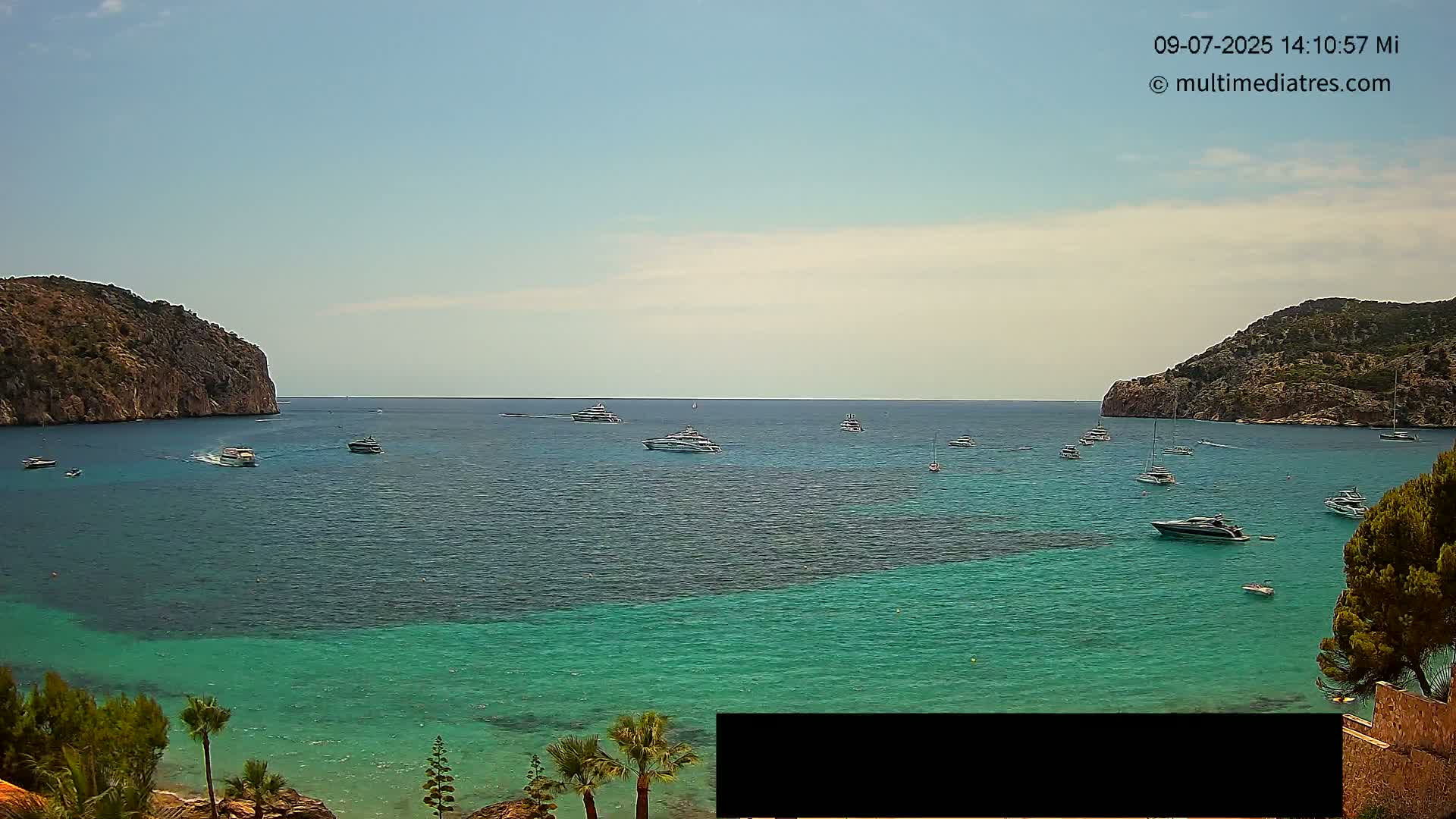 Mallorca Camp de Mar Roca Beach Live Cam - Balearic Islands, Spain