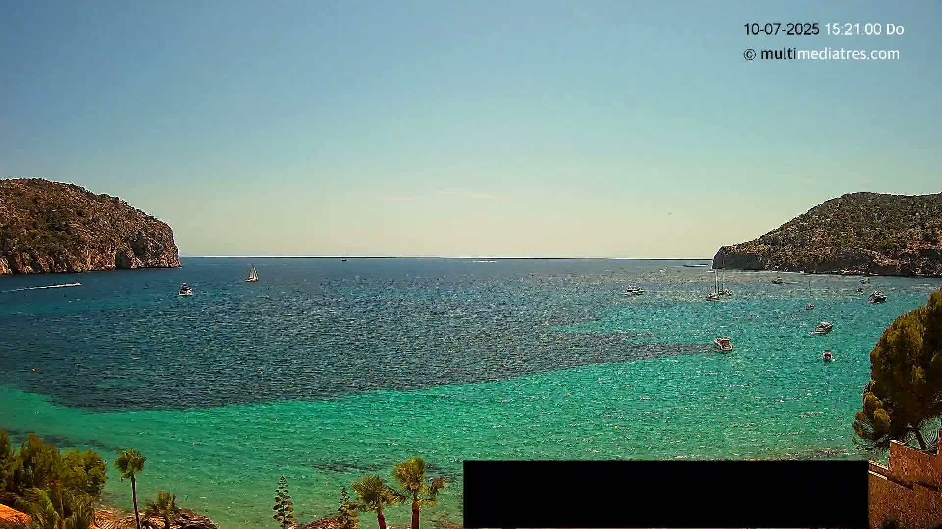 Mallorca Camp de Mar Roca Beach Live Cam - Balearic Islands, Spain