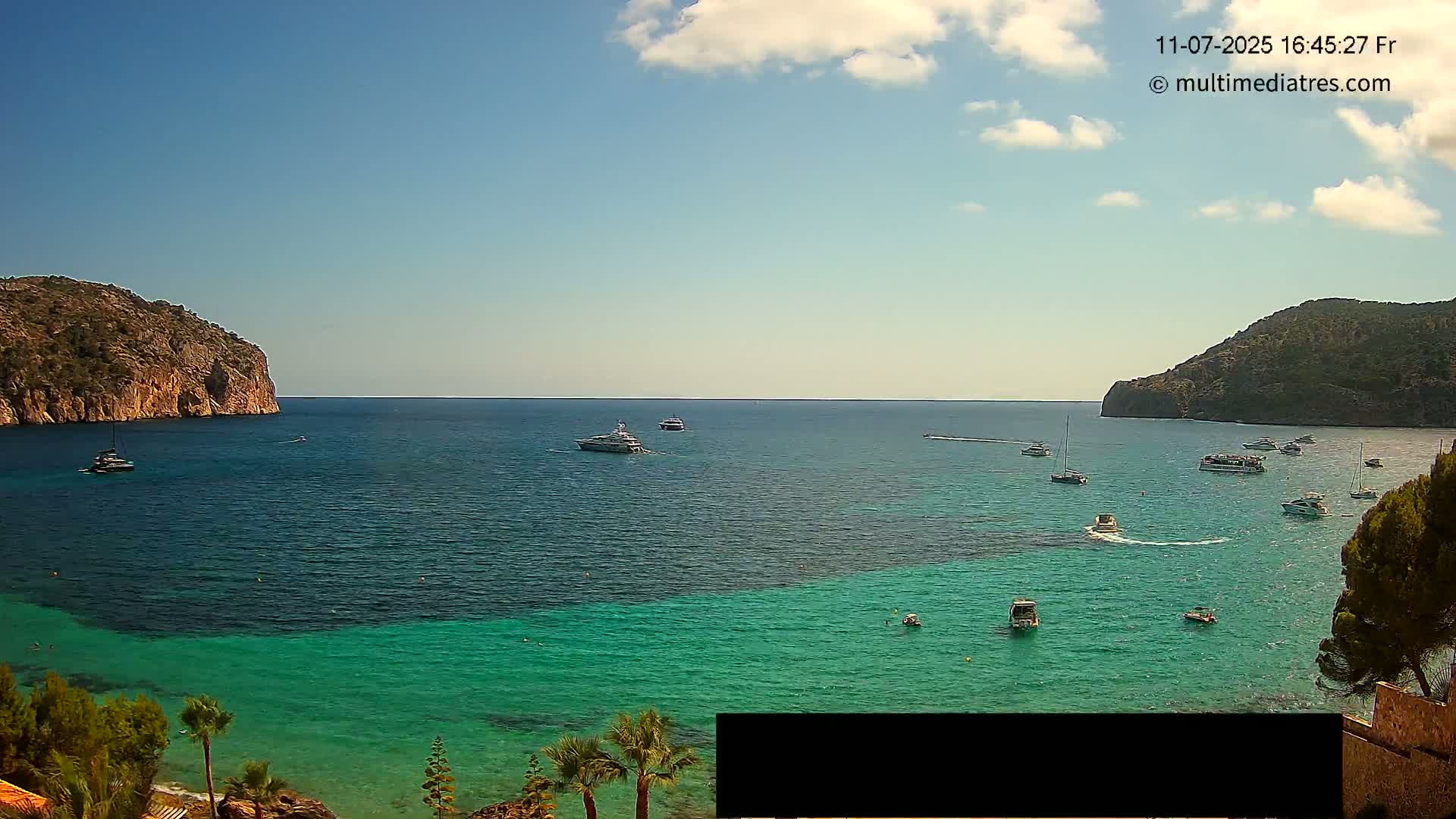 Mallorca Camp de Mar Roca Beach Live Cam - Balearic Islands, Spain