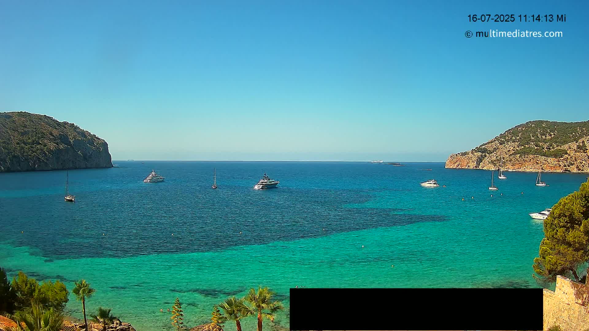 Mallorca Camp de Mar Roca Beach Live Cam - Balearic Islands, Spain