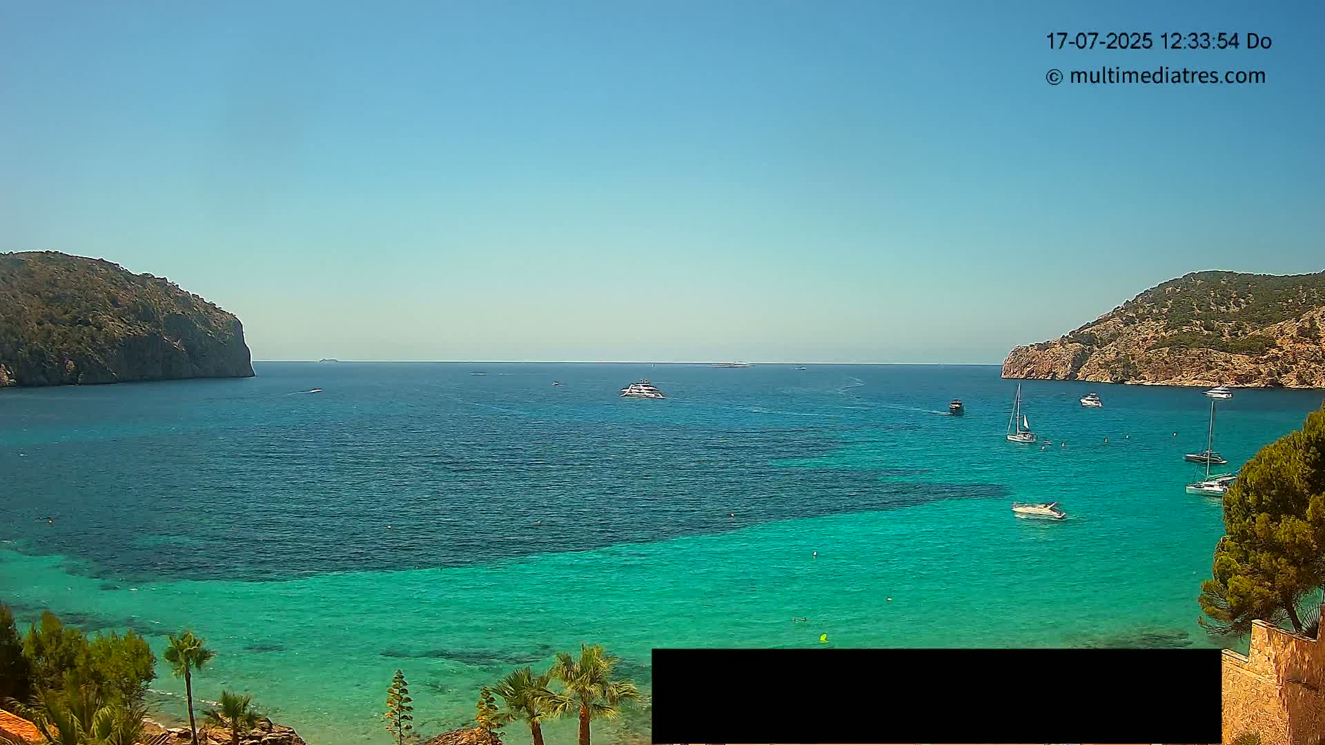Mallorca Camp de Mar Roca Beach Live Cam - Balearic Islands, Spain