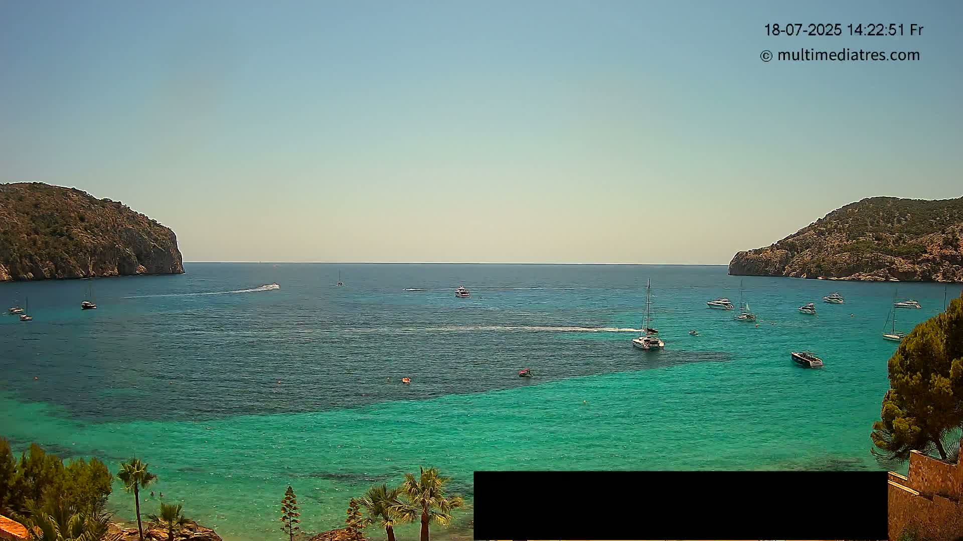 Mallorca Camp de Mar Roca Beach Live Cam - Balearic Islands, Spain