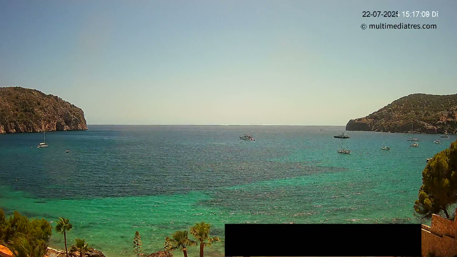 Mallorca Camp de Mar Roca Beach Live Cam - Balearic Islands, Spain