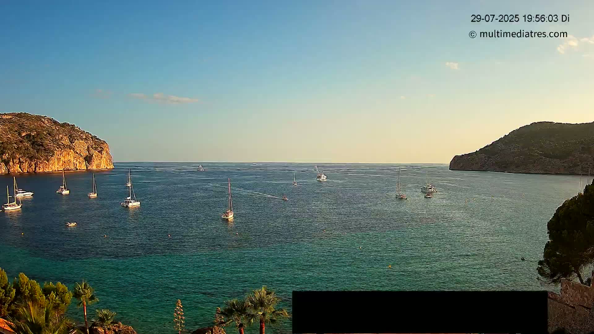 Mallorca Camp de Mar Roca Beach Live Cam - Balearic Islands, Spain