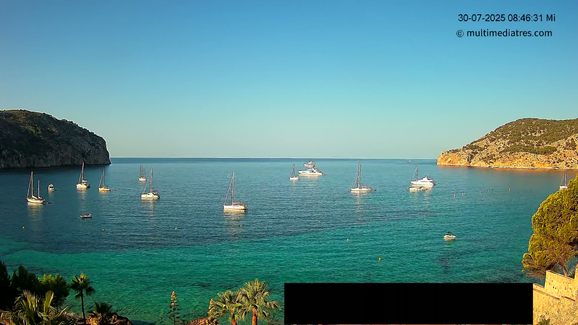 Mallorca Camp de Mar Roca Beach Live Cam - Balearic Islands, Spain