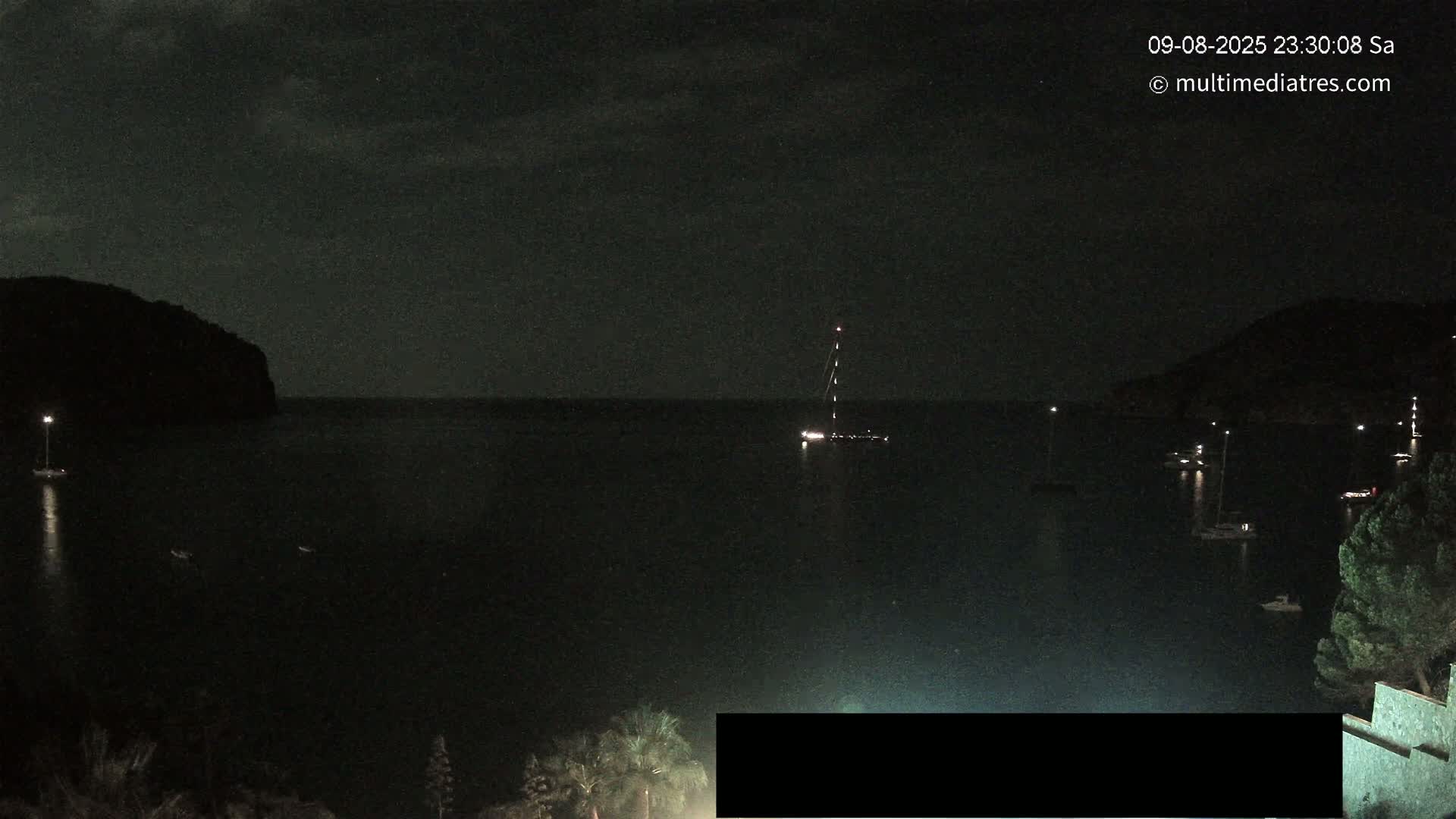 Mallorca Camp de Mar Roca Beach Live Cam - Balearic Islands, Spain