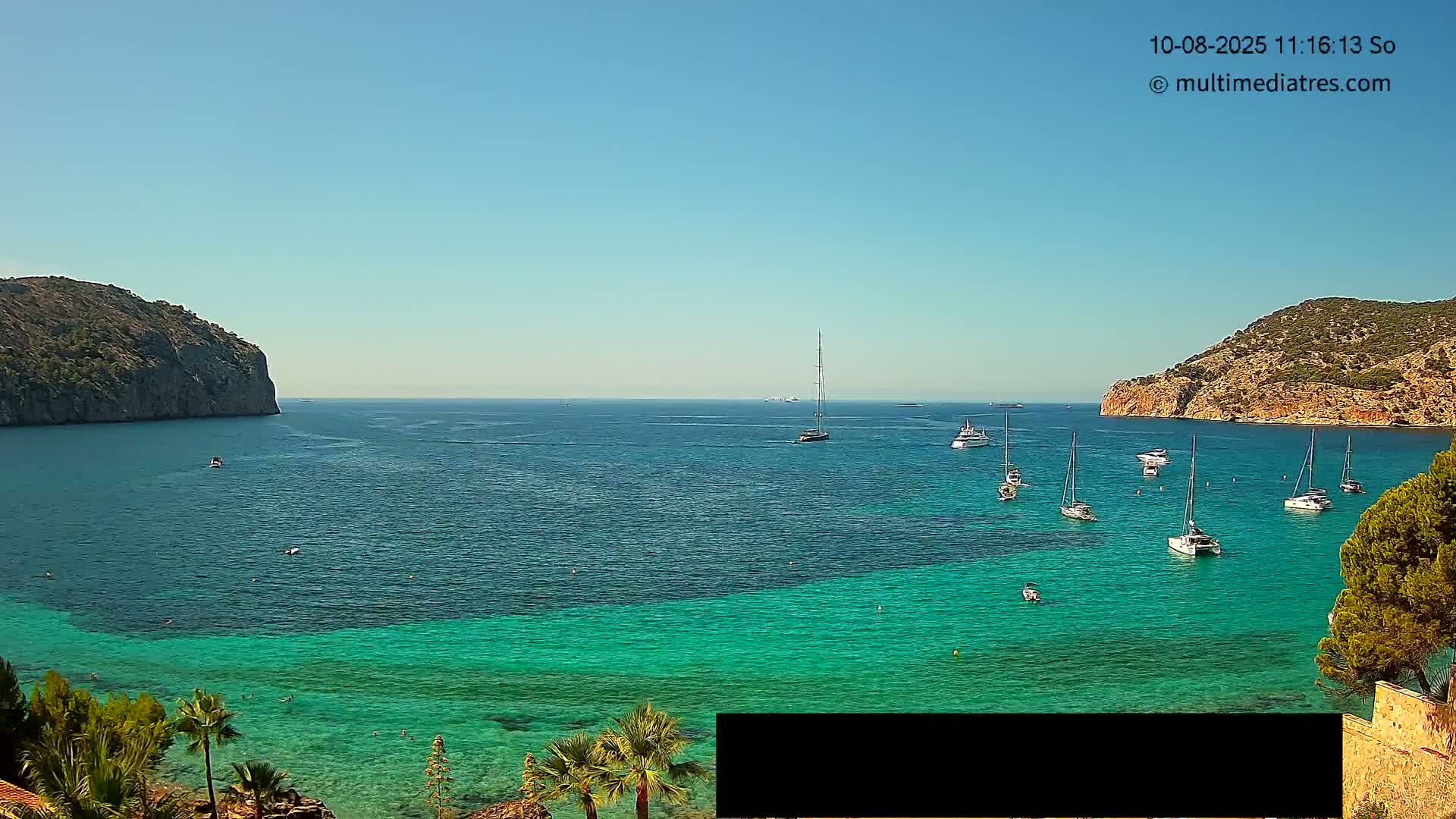 Mallorca Camp de Mar Roca Beach Live Cam - Balearic Islands, Spain