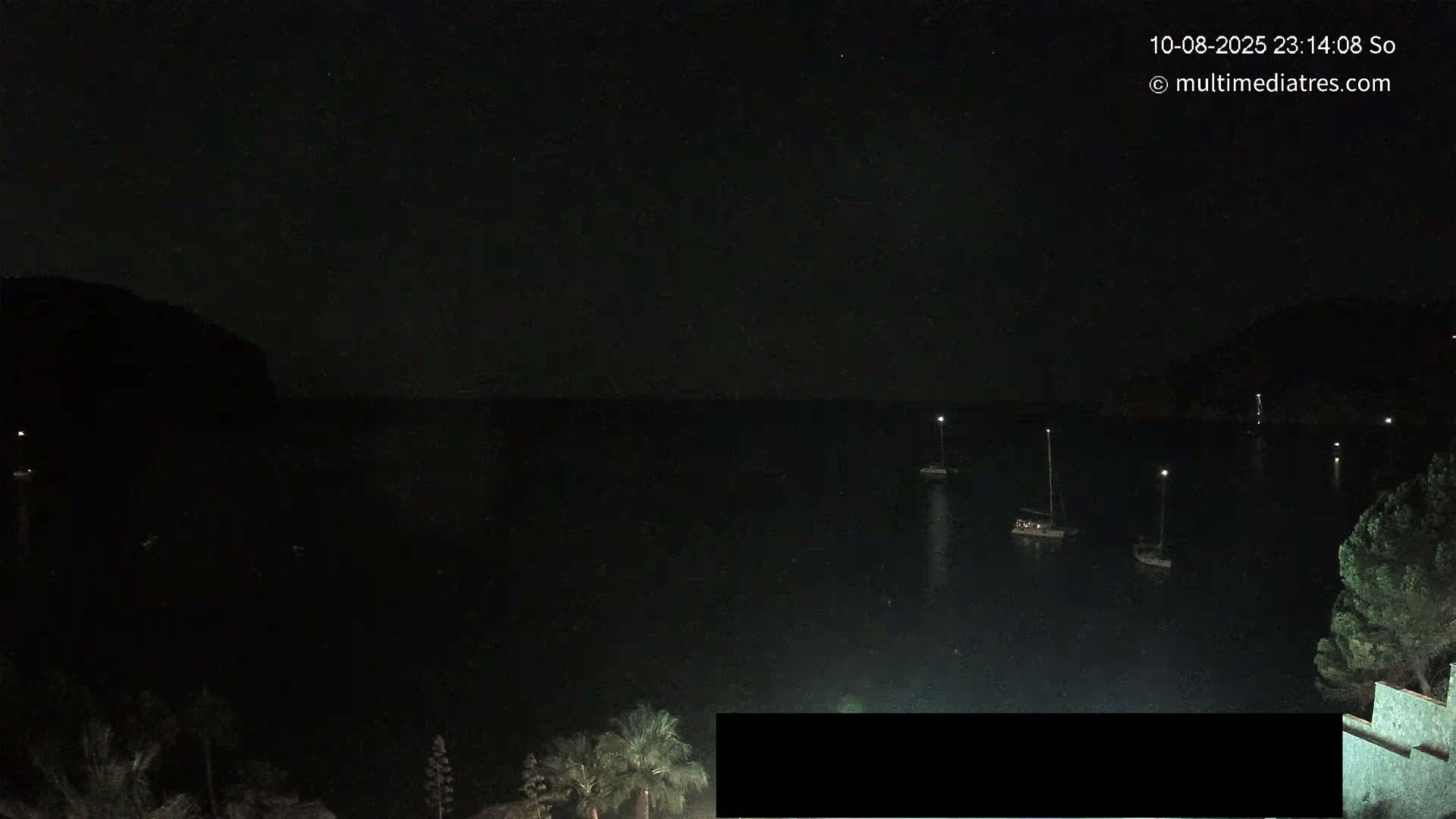 Mallorca Camp de Mar Roca Beach Live Cam - Balearic Islands, Spain