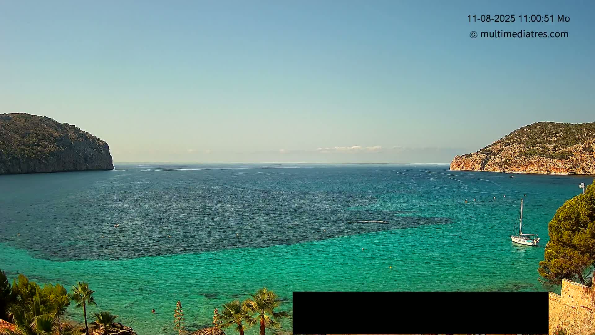 Mallorca Camp de Mar Roca Beach Live Cam - Balearic Islands, Spain