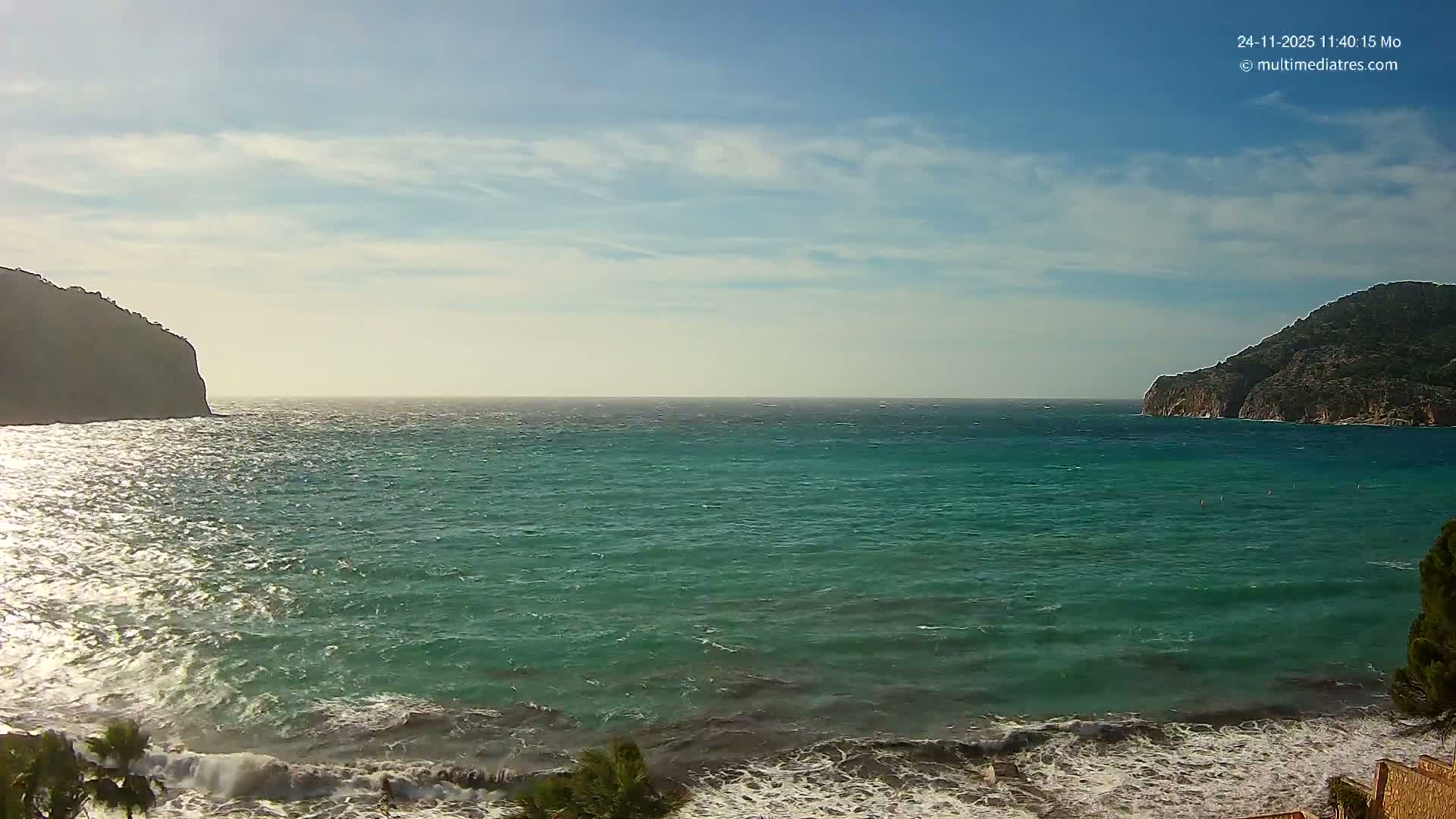 Mallorca Camp de Mar Roca Beach Live Cam - Balearic Islands, Spain