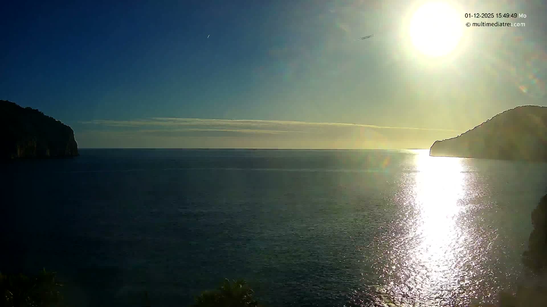 Mallorca Camp de Mar Roca Beach Live Cam - Balearic Islands, Spain