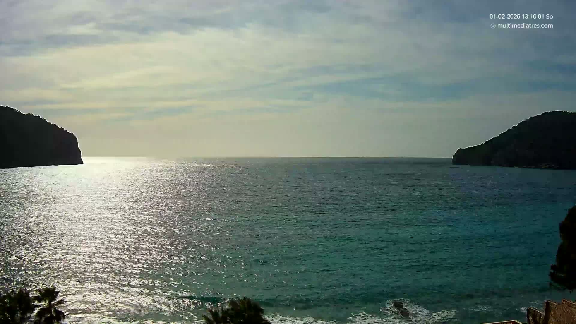Mallorca Camp de Mar Roca Beach Live Cam - Balearic Islands, Spain