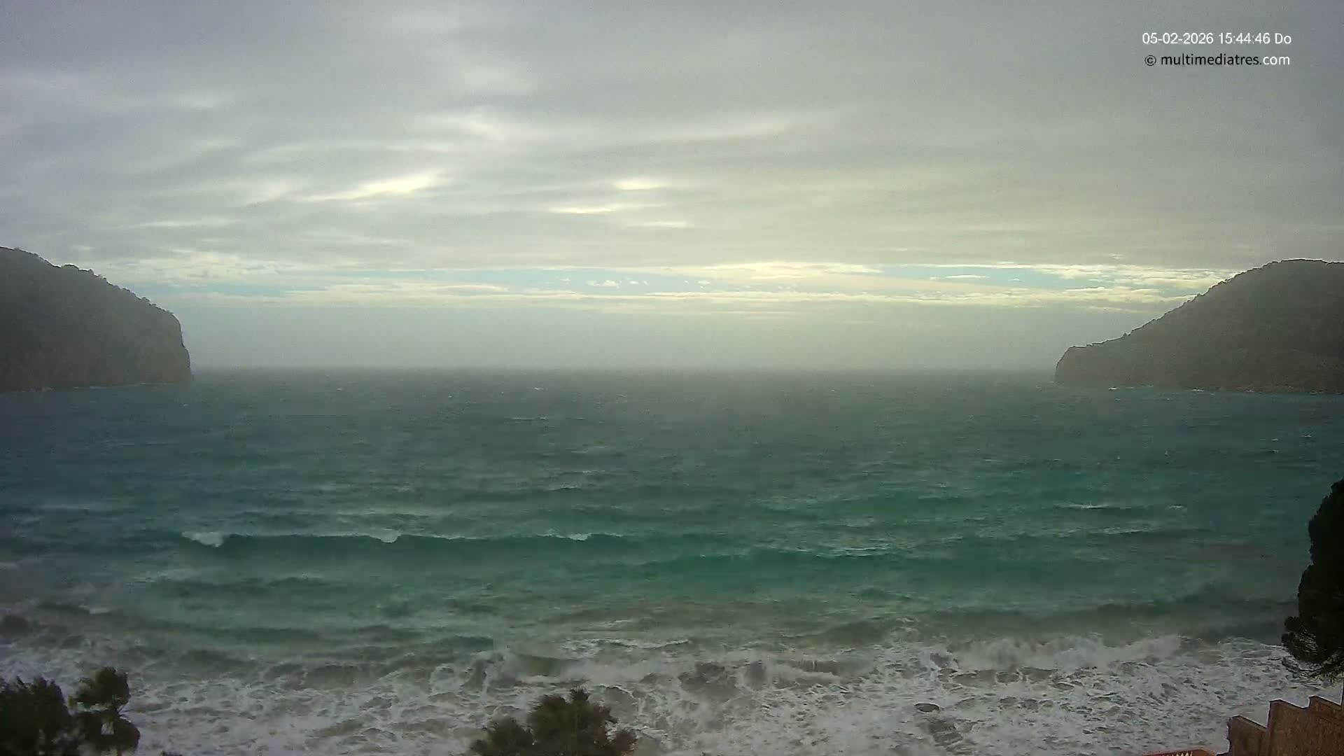 Mallorca Camp de Mar Roca Beach Live Cam - Balearic Islands, Spain