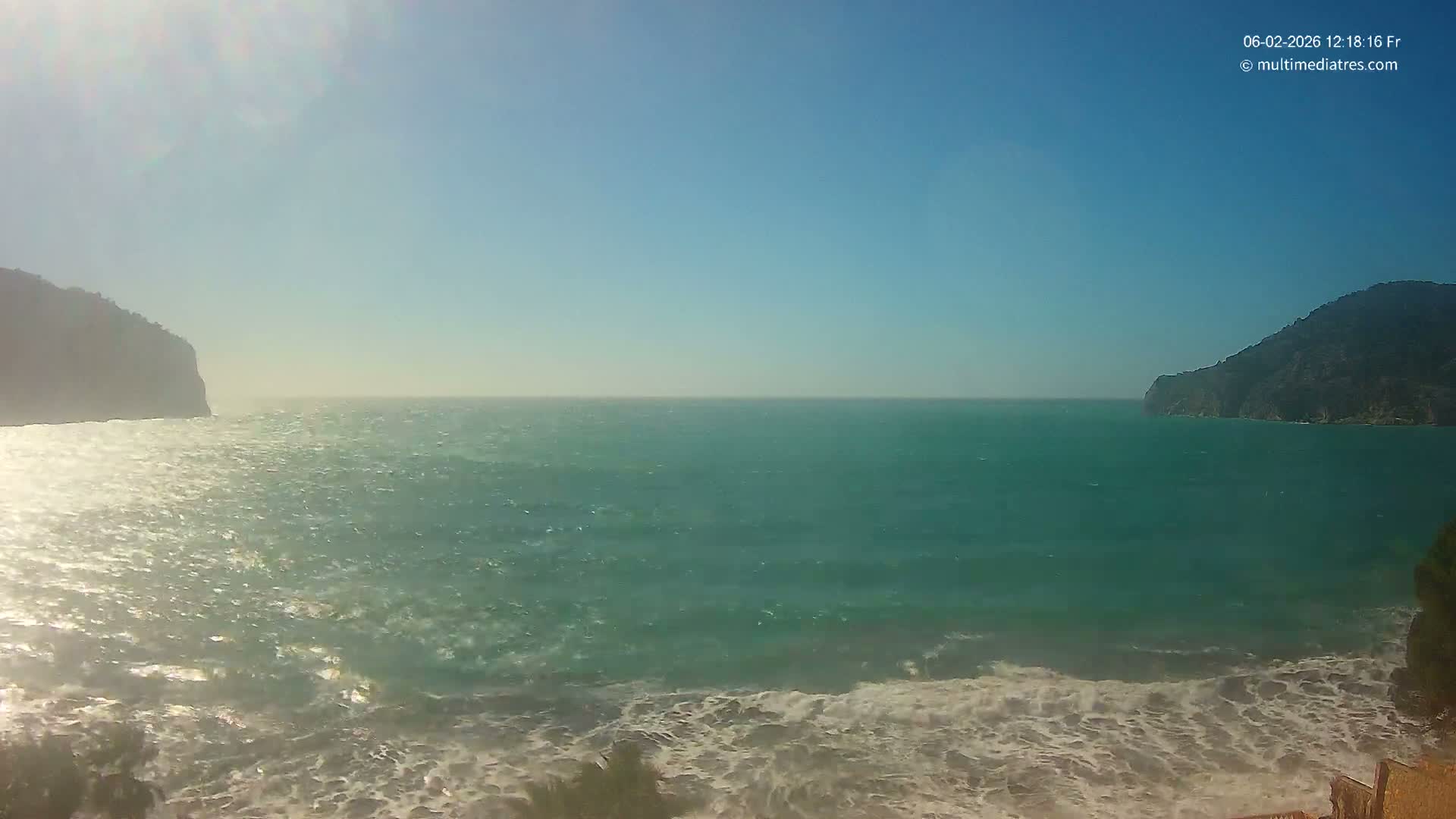 Mallorca Camp de Mar Roca Beach Live Cam - Balearic Islands, Spain