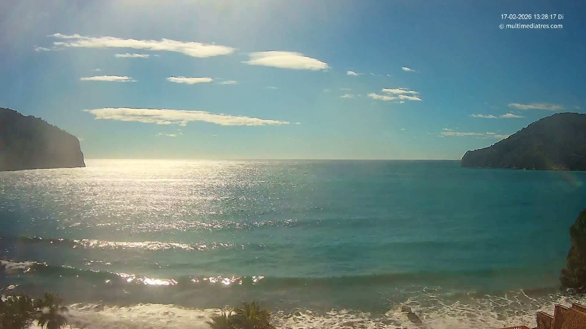Mallorca Camp de Mar Roca Beach Live Cam - Balearic Islands, Spain