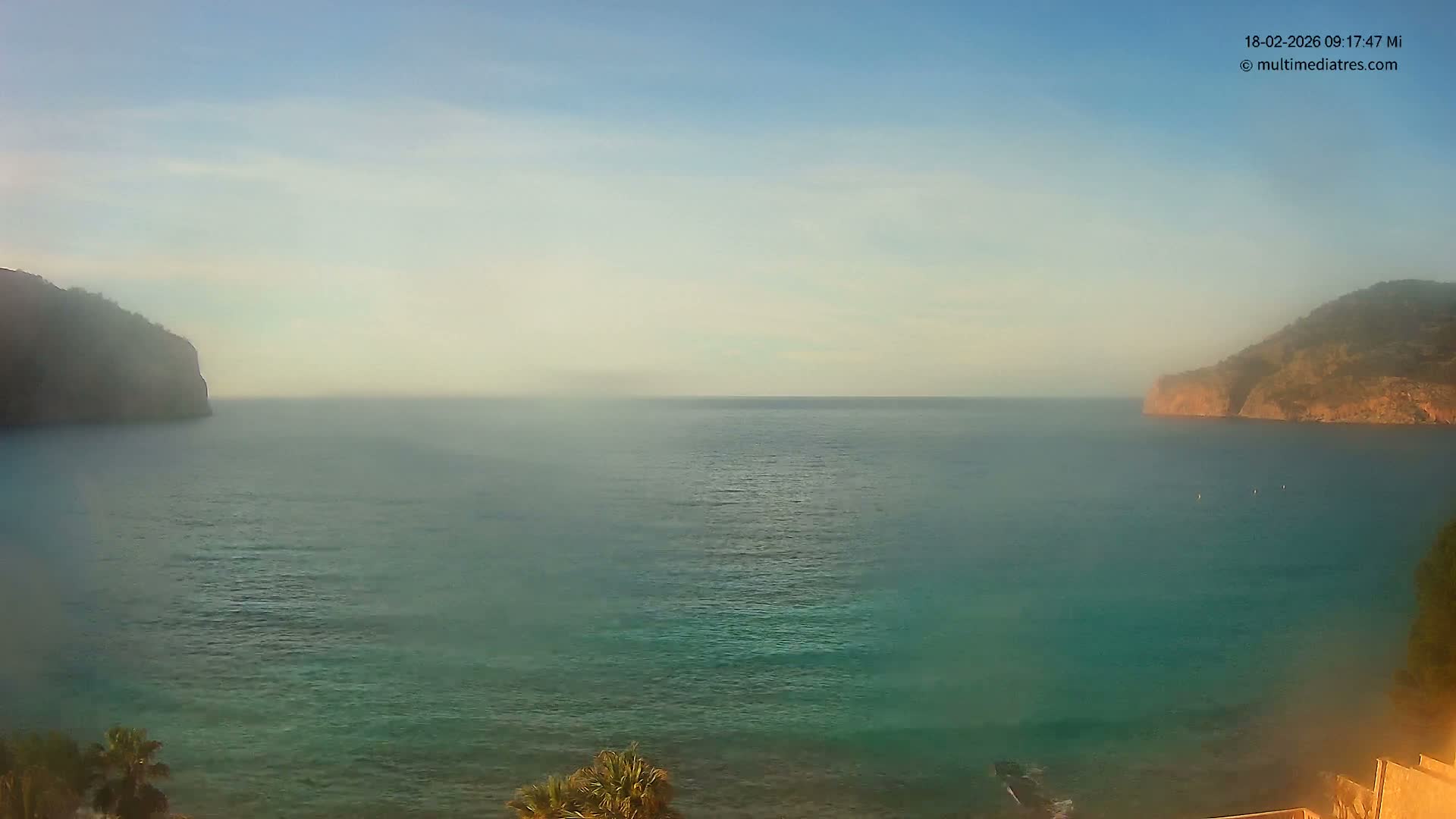 Mallorca Camp de Mar Roca Beach Live Cam - Balearic Islands, Spain