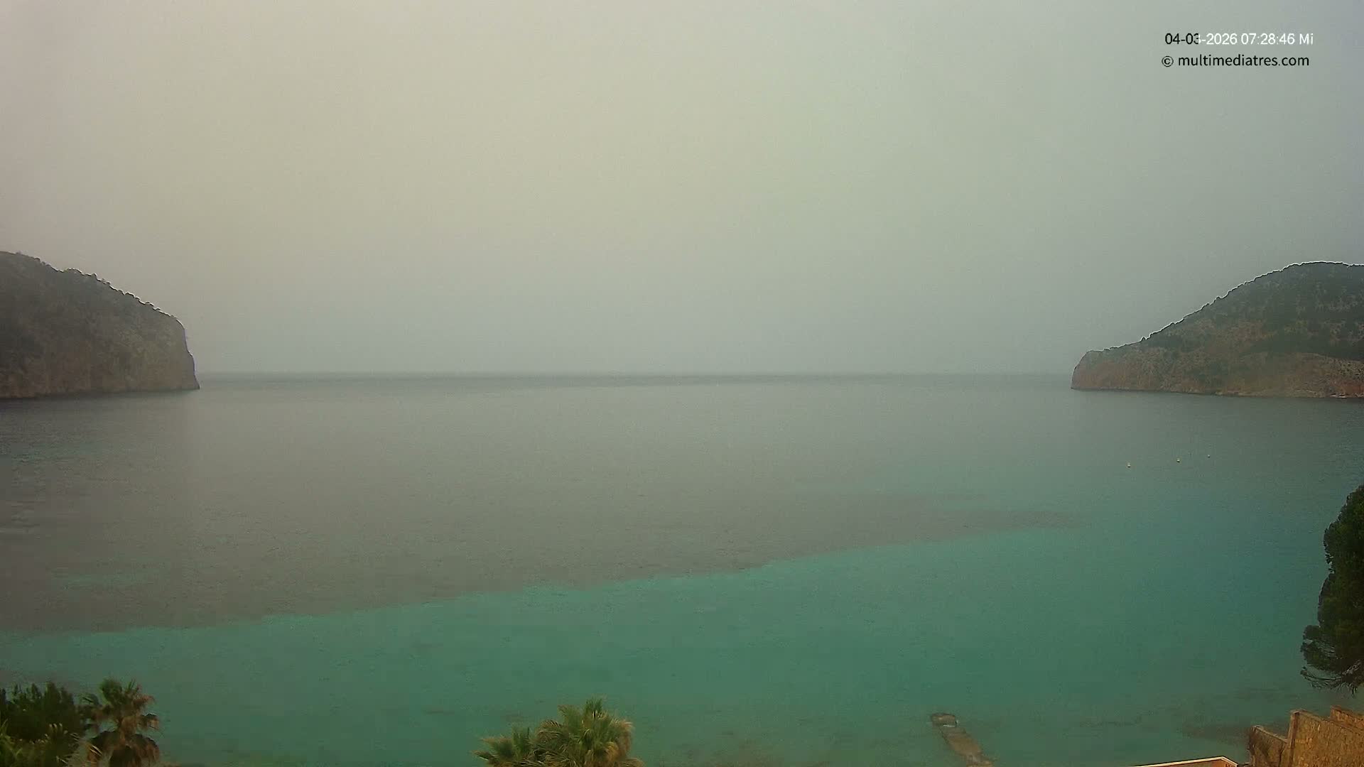 Mallorca Camp de Mar Roca Beach Live Cam - Balearic Islands, Spain