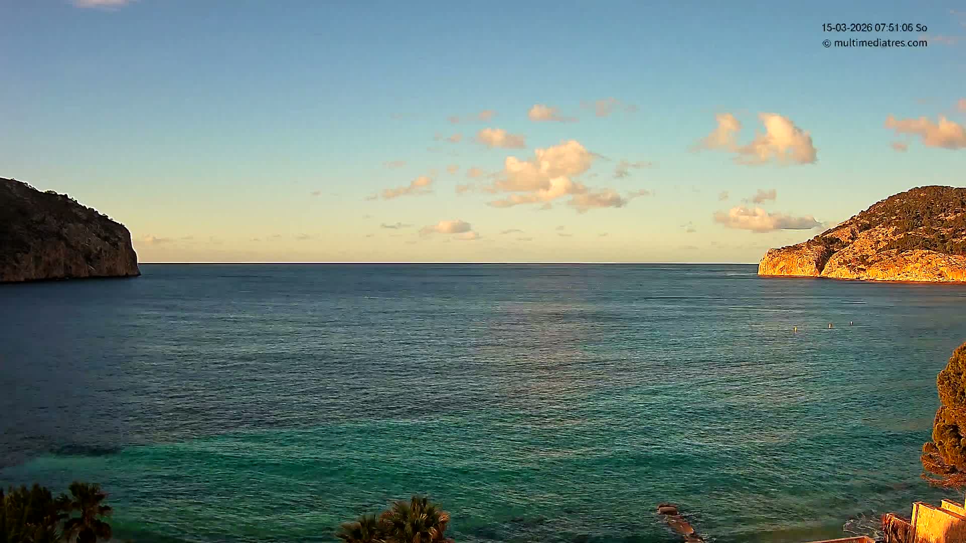 Mallorca Camp de Mar Roca Beach Live Cam - Balearic Islands, Spain