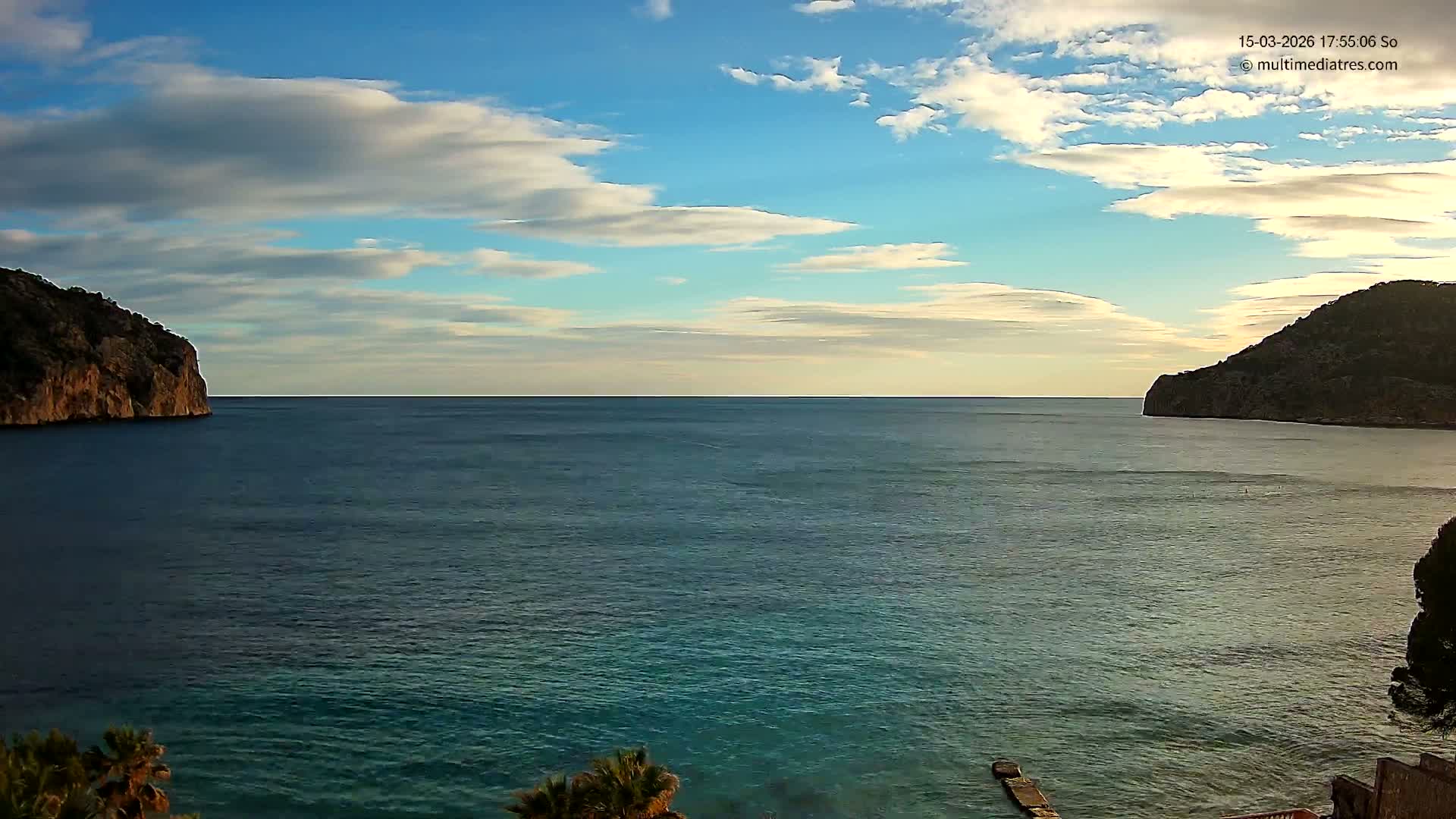 Mallorca Camp de Mar Roca Beach Live Cam - Balearic Islands, Spain