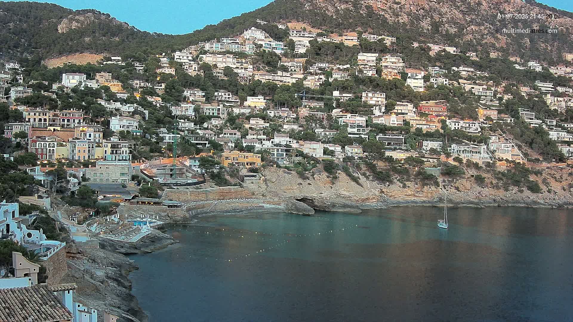 Mallorca, Port d' Andratx Cala Llamp (Cala Bay) Live Cam - Balearic Islands, Spain