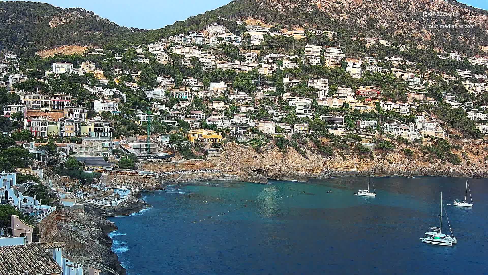 Mallorca, Port d' Andratx Cala Llamp (Cala Bay) Live Cam - Balearic Islands, Spain