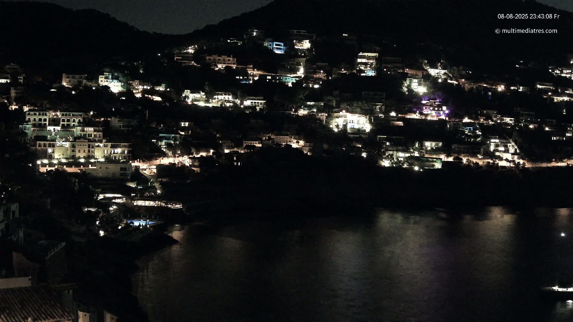 Mallorca, Port d' Andratx Cala Llamp (Cala Bay) Live Cam - Balearic Islands, Spain