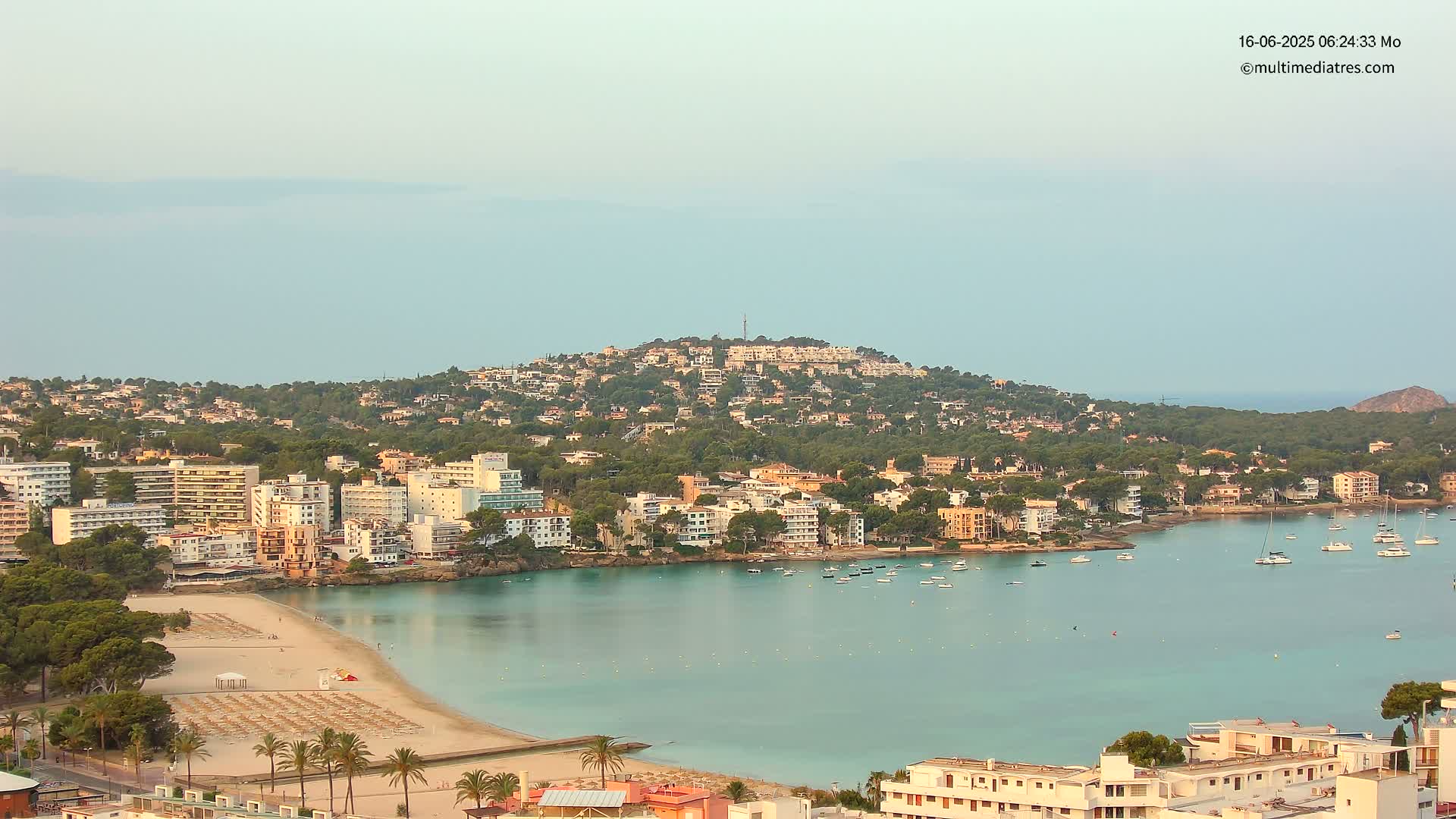 Mallorca, Santa Ponsa Beach Live Cam - Balearic Islands, Spain