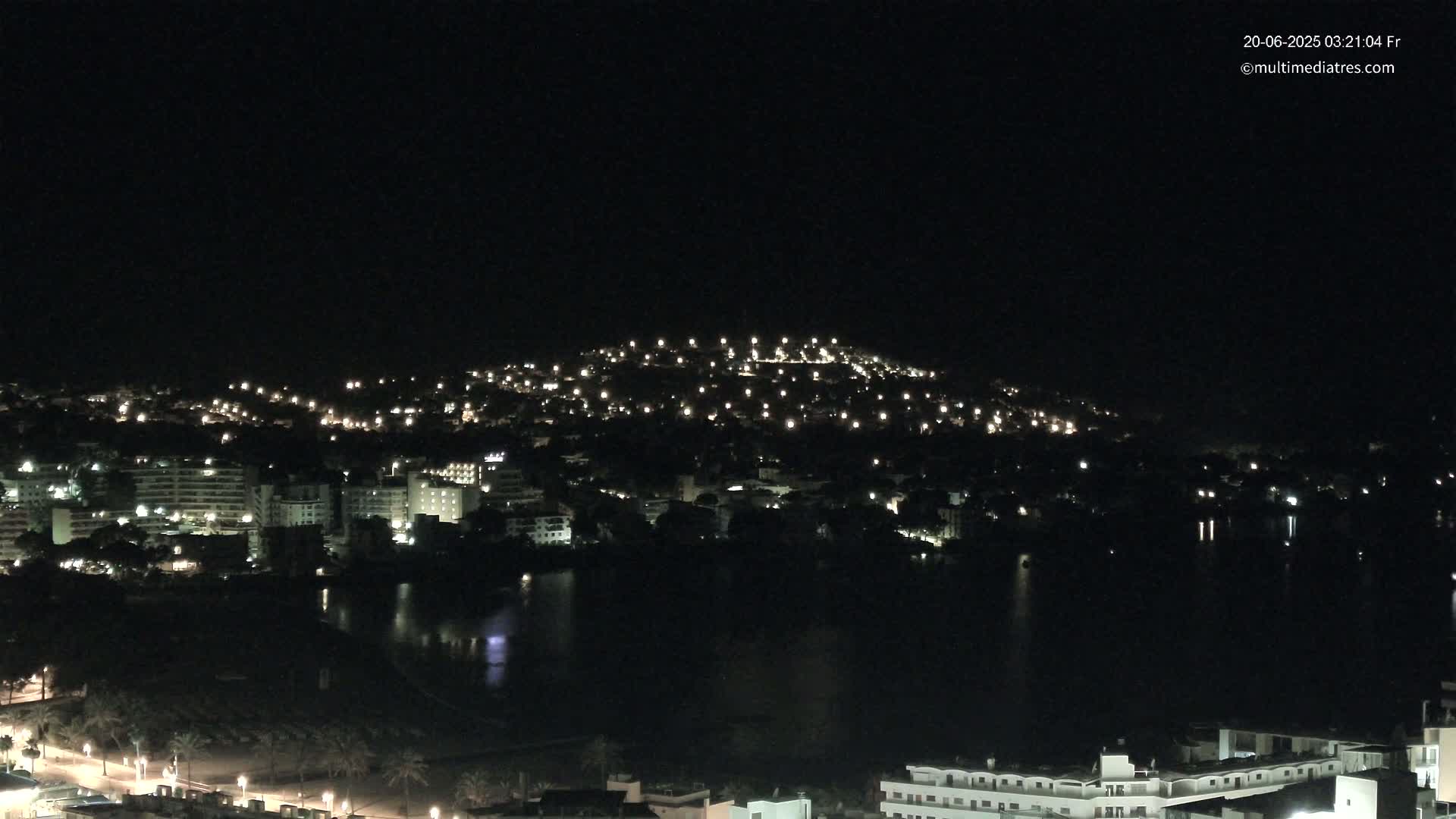 Mallorca, Santa Ponsa Beach Live Cam - Balearic Islands, Spain
