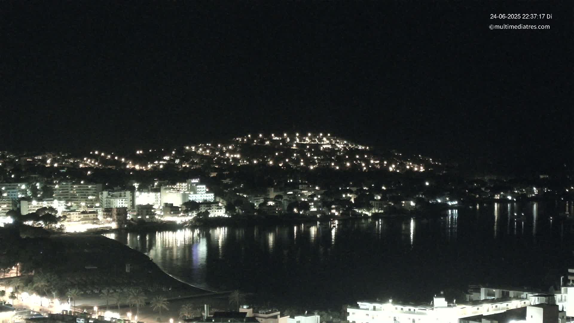 Mallorca, Santa Ponsa Beach Live Cam - Balearic Islands, Spain