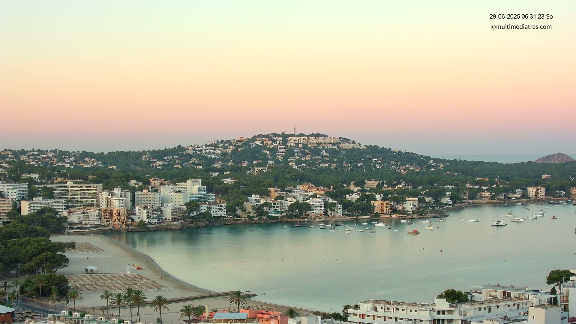 Mallorca, Santa Ponsa Beach Live Cam - Balearic Islands, Spain