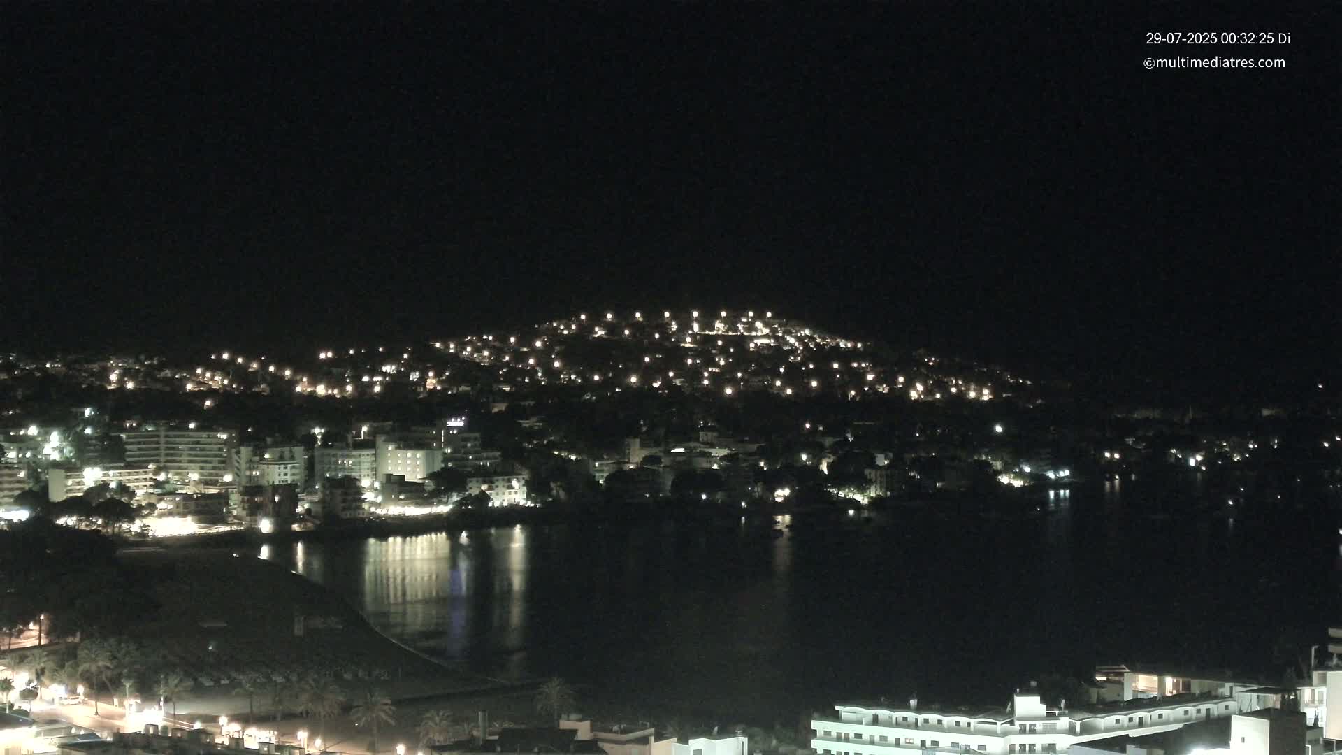 Mallorca, Santa Ponsa Beach Live Cam - Balearic Islands, Spain