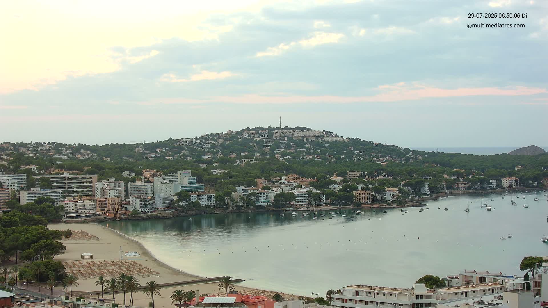 Mallorca, Santa Ponsa Beach Live Cam - Balearic Islands, Spain